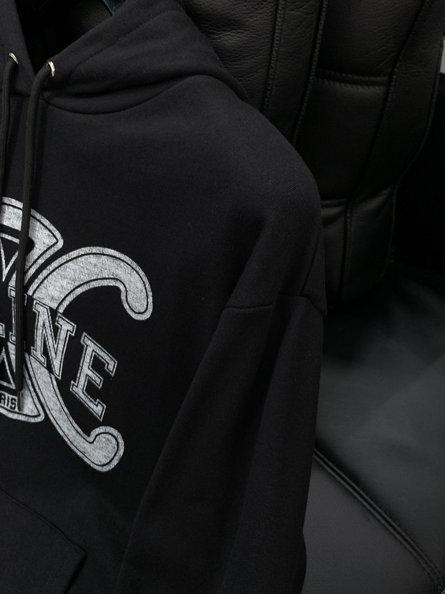 ，Celine 瑟琳，2025秋季新品，专柜同步有售，原单狠货，时尚休闲连帽卫衣，采用进口原版面料，顶级