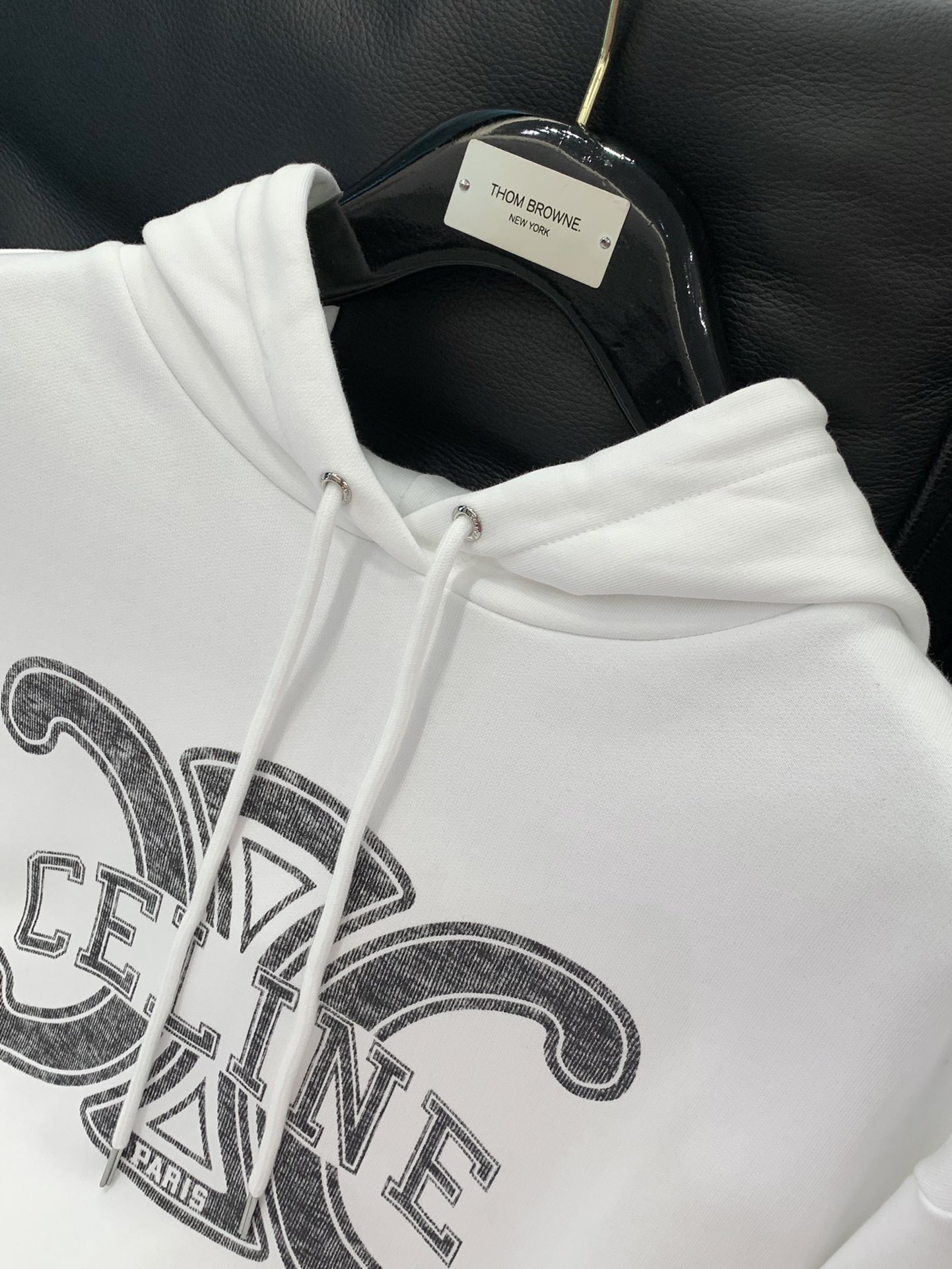 ，Celine 瑟琳，2025秋季新品，专柜同步有售，原单狠货，时尚休闲连帽卫衣，采用进口原版面料，顶级