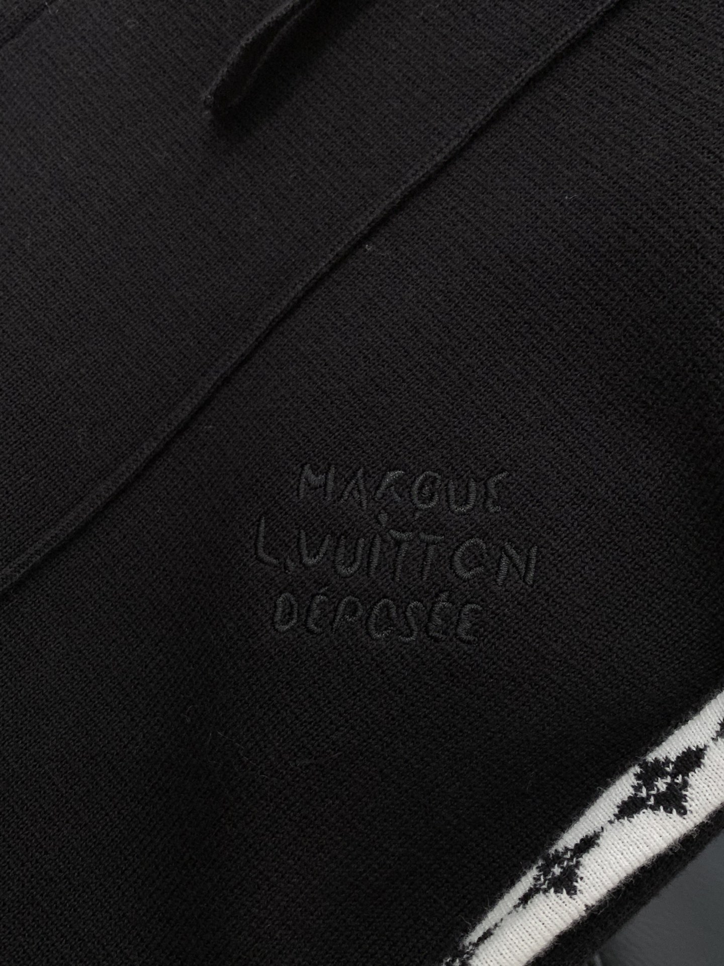 裤子，LouisVuitton 路易威登，2025秋季最新款，专柜同步有售，原单狠货，时尚休闲针织套装，