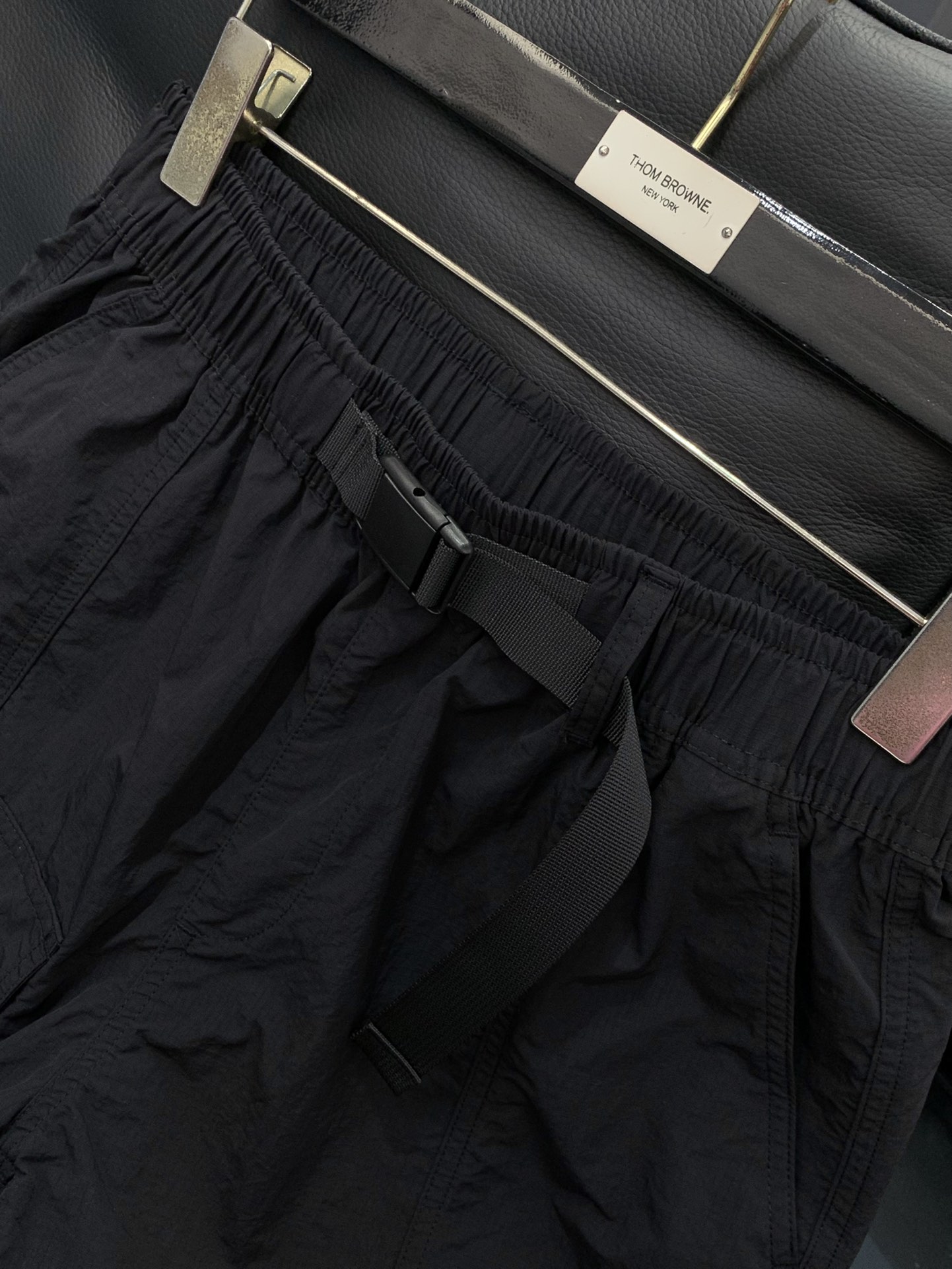 ，Y-3 山本耀司，2025夏季最新品，专柜同步有售，原单狠货，时尚休闲短裤，进口原版面料，舒适度极佳，