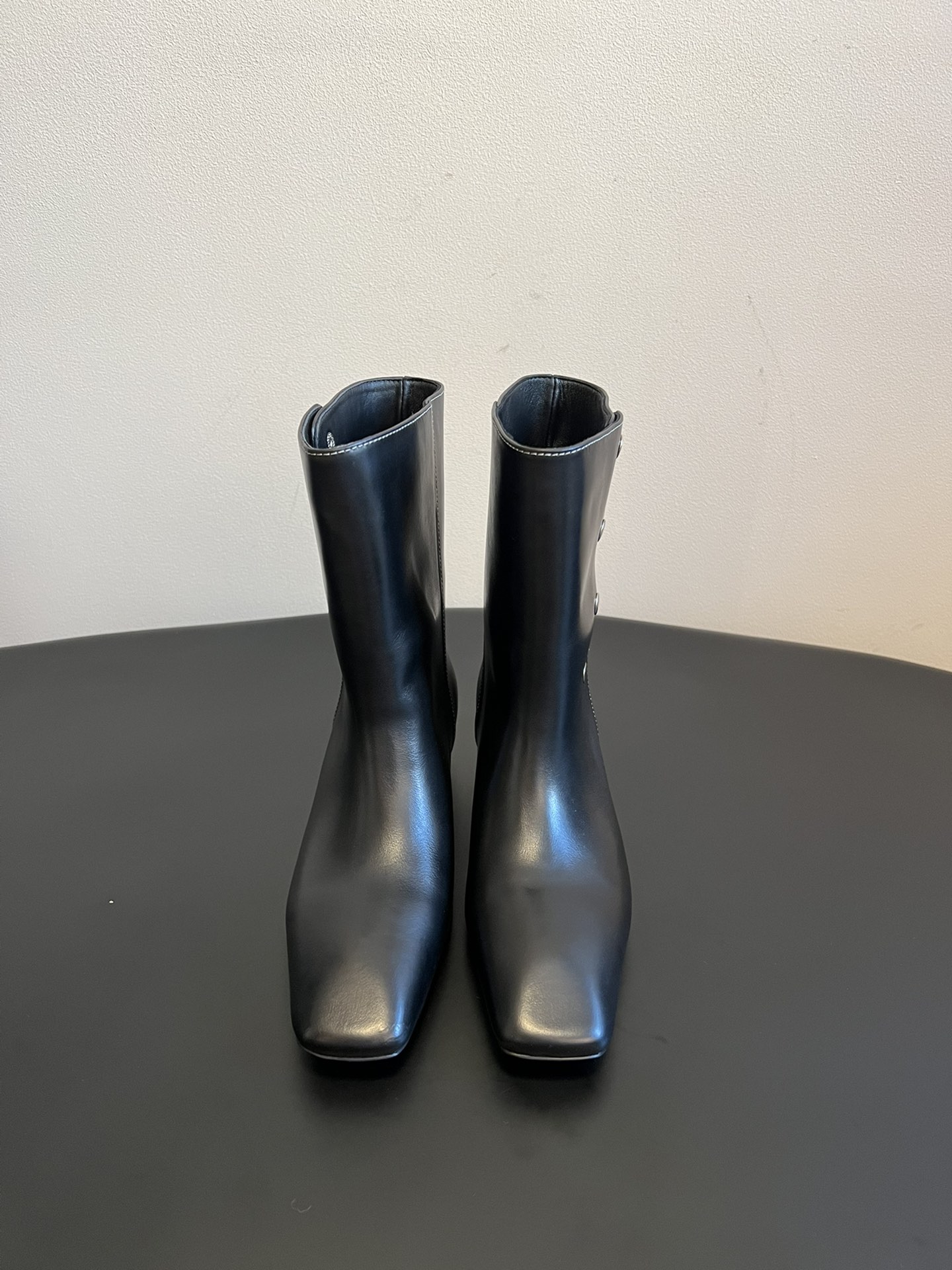 IMMI 25AW/尖头多排扣中筒靴一双可以配袜子穿的短靴 ~是一双小粗腿也能穿的短筒靴，冬季补货中，入