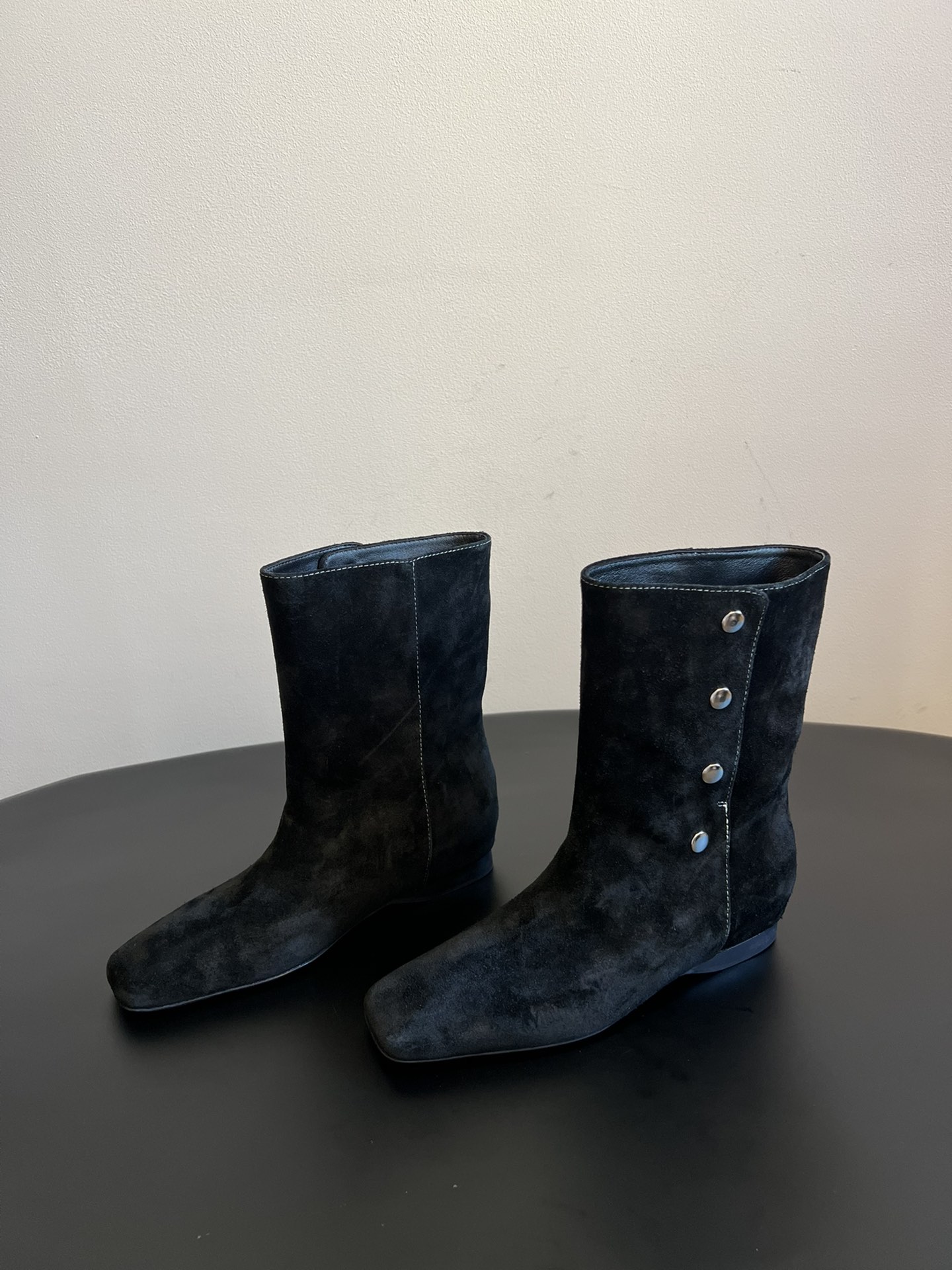 IMMI 25AW/尖头多排扣中筒靴一双可以配袜子穿的短靴 ~是一双小粗腿也能穿的短筒靴，冬季补货中，入