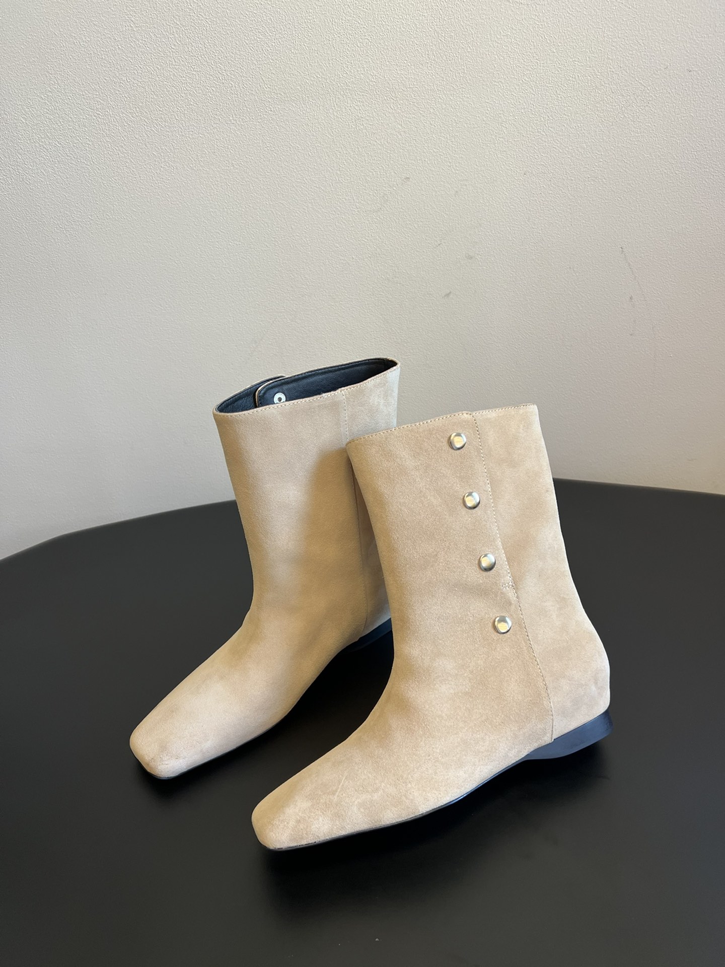 IMMI 25AW/尖头多排扣中筒靴一双可以配袜子穿的短靴 ~是一双小粗腿也能穿的短筒靴，冬季补货中，入