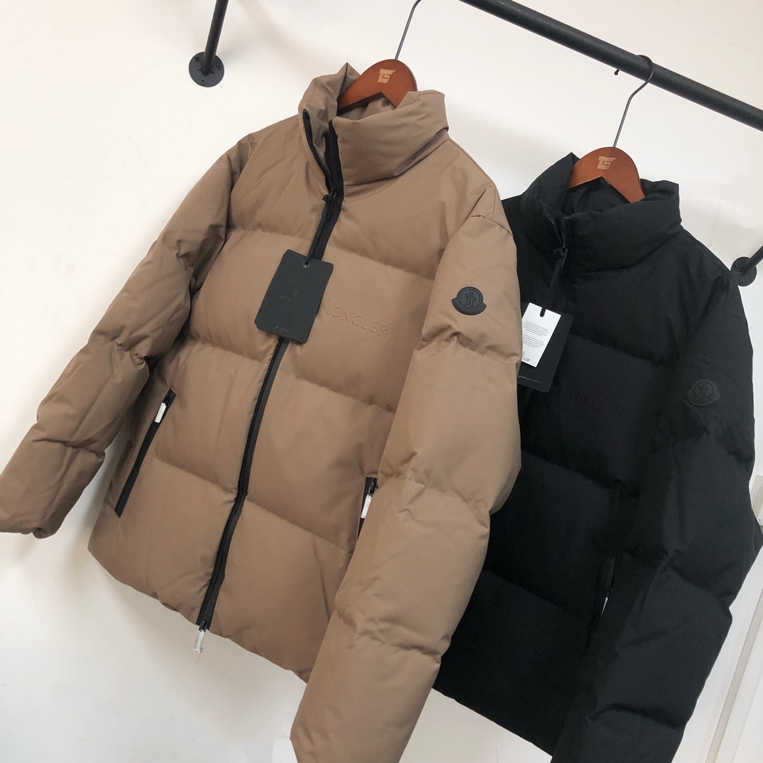 🆕MON*CLER 蒙口 25秋冬最新男女同款立领羽绒服，专柜热卖爆款来袭！秋冬新款羽绒上新 💥炸裂新款