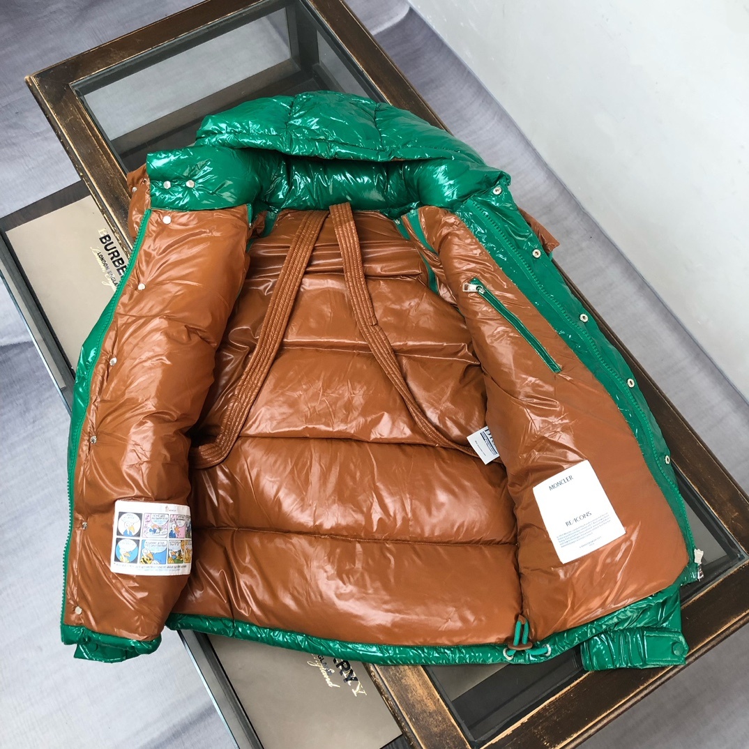 🔥MON*CLER 蒙口 Karakorum 可拆袖羽绒服 、一衣两穿设计~这款羽绒服采用光泽抗撕裂面料