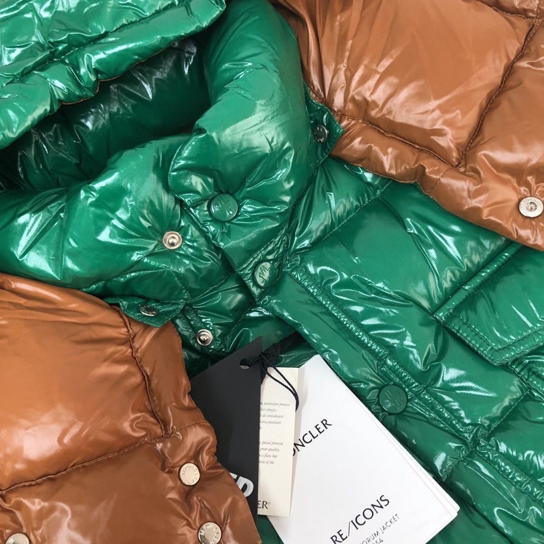 🔥MON*CLER 蒙口 Karakorum 可拆袖羽绒服 、一衣两穿设计~这款羽绒服采用光泽抗撕裂面料