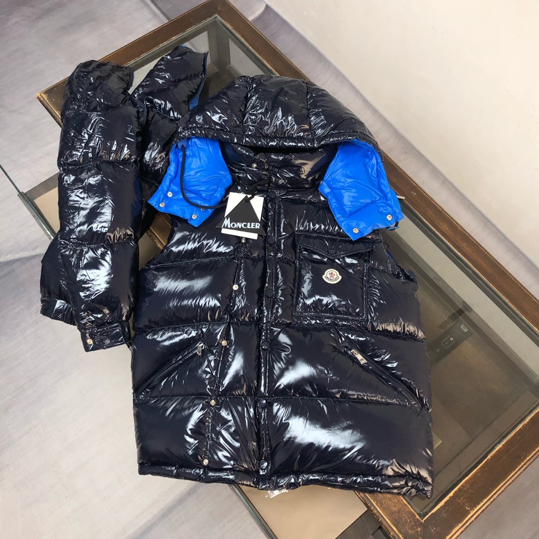 🔥MON*CLER 蒙口 Karakorum 可拆袖羽绒服 、一衣两穿设计~这款羽绒服采用光泽抗撕裂面料