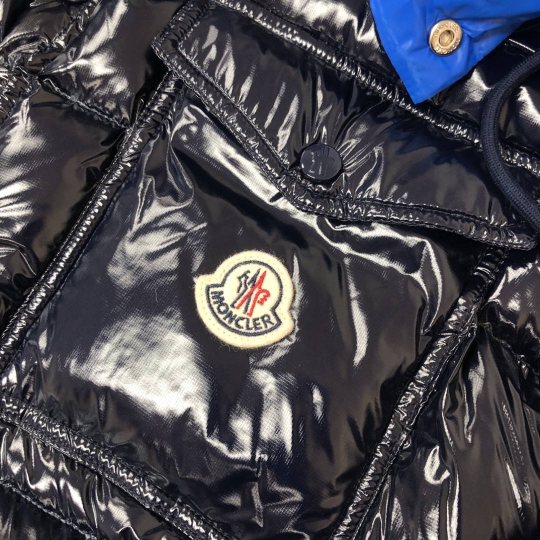 🔥MON*CLER 蒙口 Karakorum 可拆袖羽绒服 、一衣两穿设计~这款羽绒服采用光泽抗撕裂面料