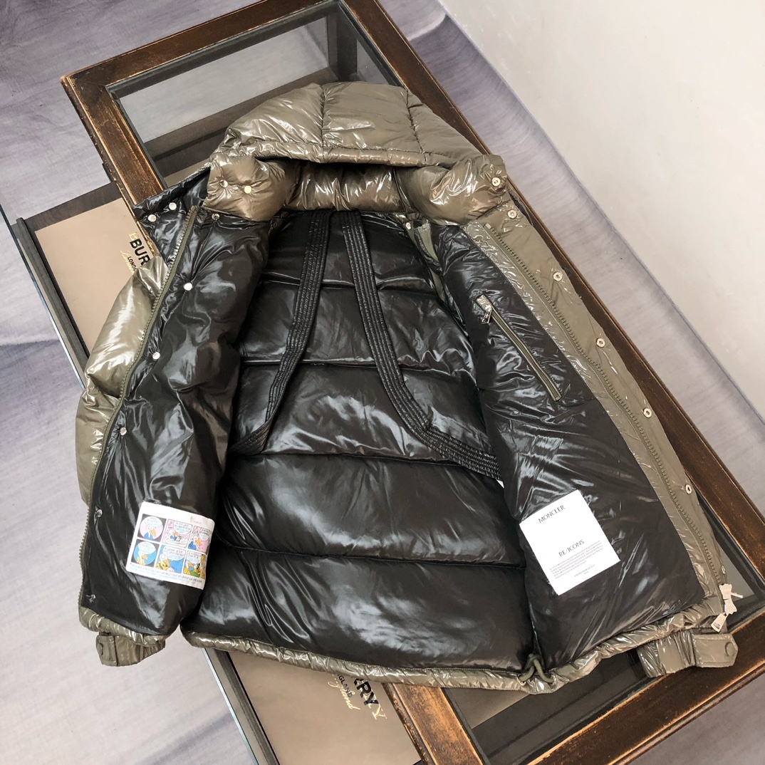 🔥MON*CLER 蒙口 Karakorum 可拆袖羽绒服 、一衣两穿设计~这款羽绒服采用光泽抗撕裂面料