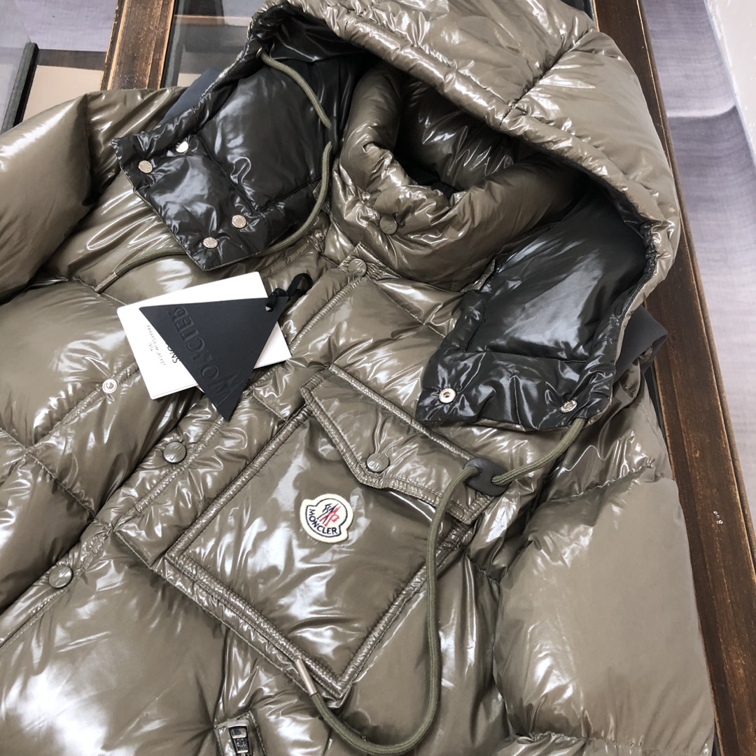 🔥MON*CLER 蒙口 Karakorum 可拆袖羽绒服 、一衣两穿设计~这款羽绒服采用光泽抗撕裂面料