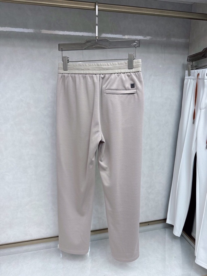 Ermenegildo Zegna 杰尼亚2025四季款新款休闲裤！官网同步发售。品牌经典LOGO休闲裤