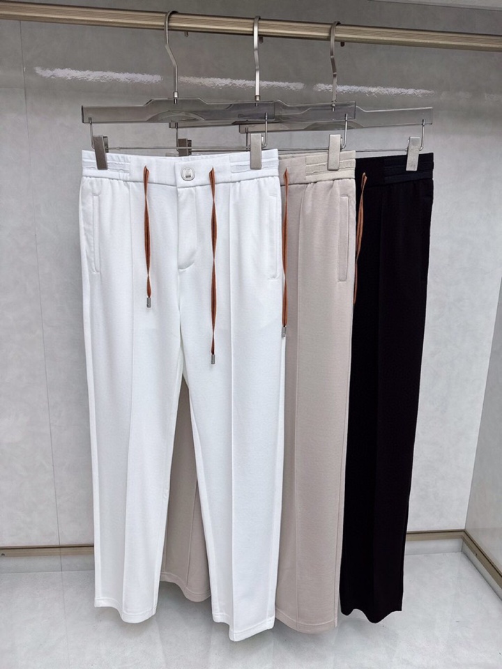 Ermenegildo Zegna 杰尼亚2025四季款新款休闲裤！官网同步发售。品牌经典LOGO休闲裤