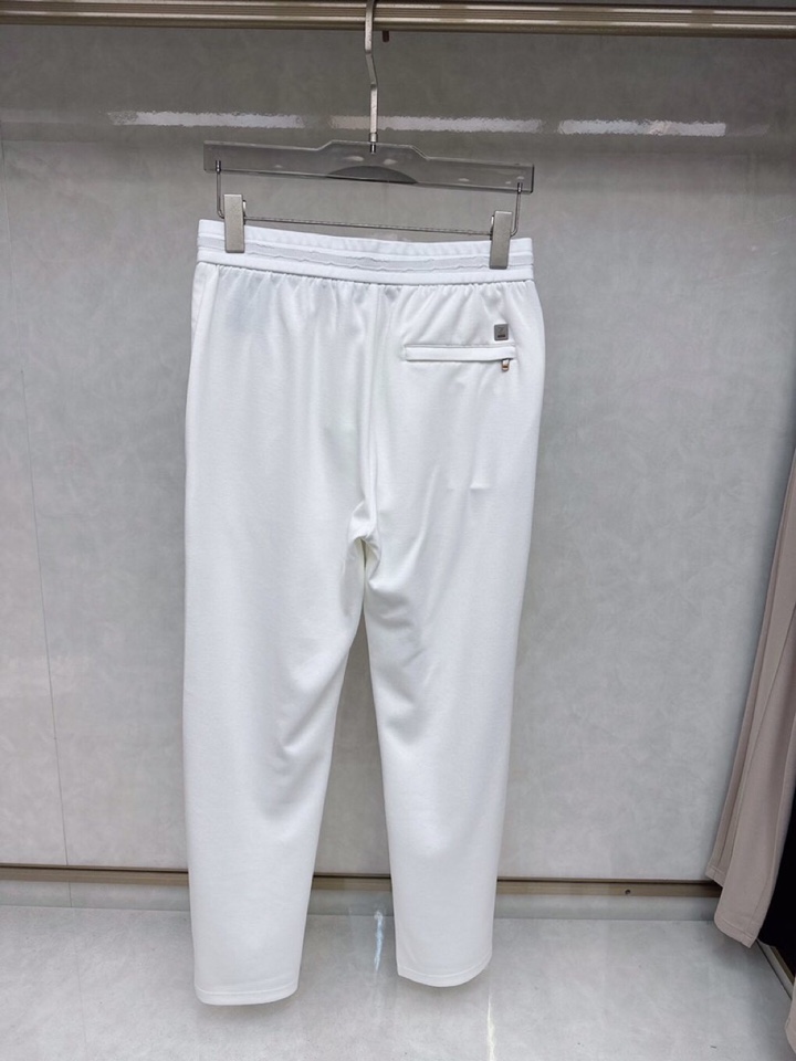 Ermenegildo Zegna 杰尼亚2025四季款新款休闲裤！官网同步发售。品牌经典LOGO休闲裤
