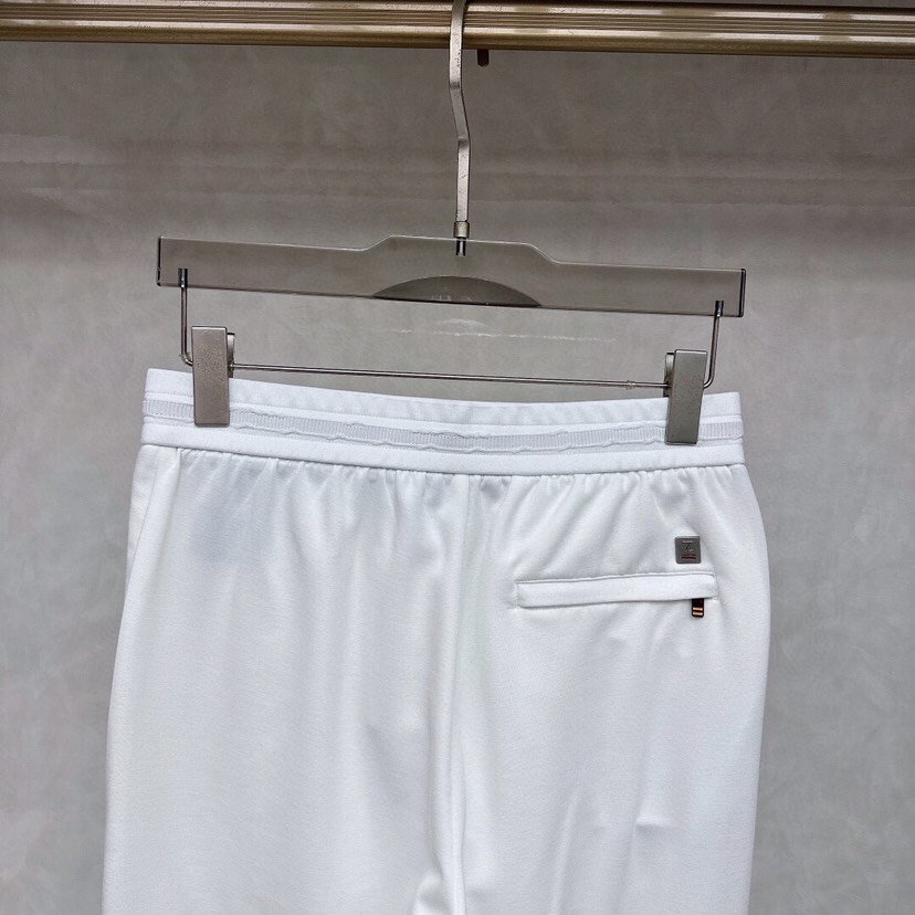 Ermenegildo Zegna 杰尼亚2025四季款新款休闲裤！官网同步发售。品牌经典LOGO休闲裤