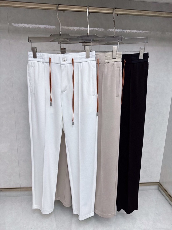 Ermenegildo Zegna 杰尼亚2025四季款新款休闲裤！官网同步发售。品牌经典LOGO休闲裤
