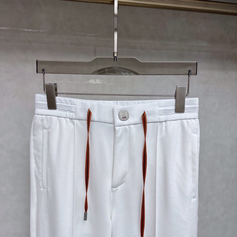 Ermenegildo Zegna 杰尼亚2025四季款新款休闲裤！官网同步发售。品牌经典LOGO休闲裤