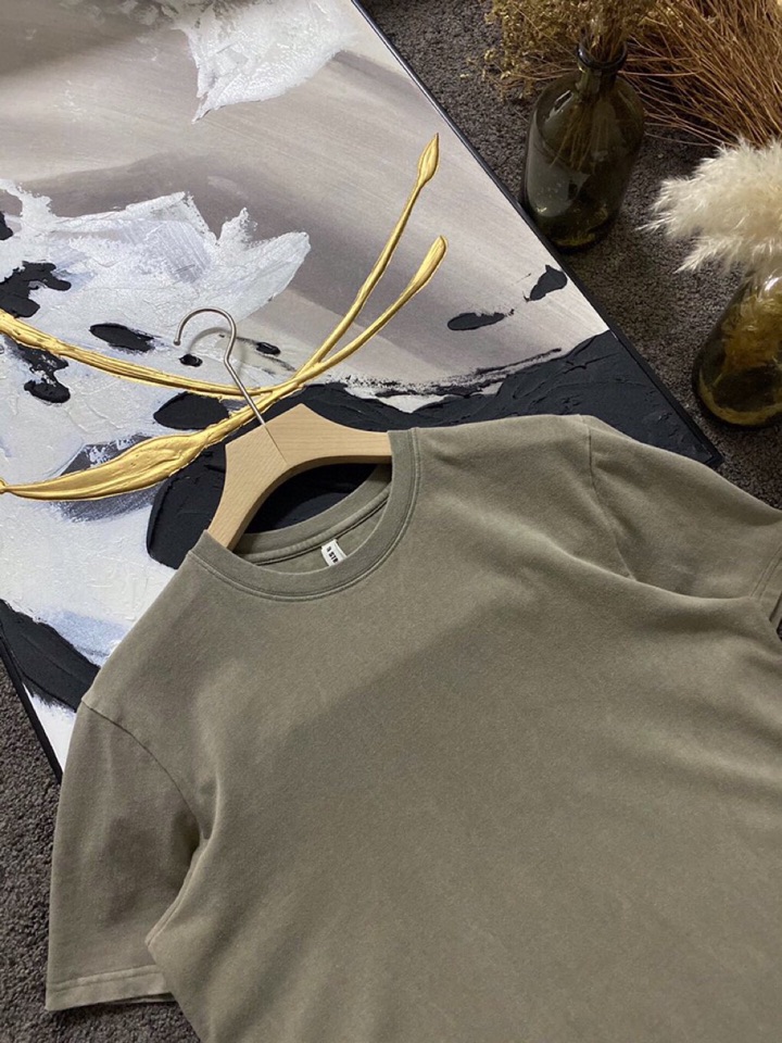 Y-3 山本耀司春夏/SS 主推仿旧水洗褪色短袖圆领T恤，定制贵柜品质巴黎百分棉260克长绒棉面料，后幅