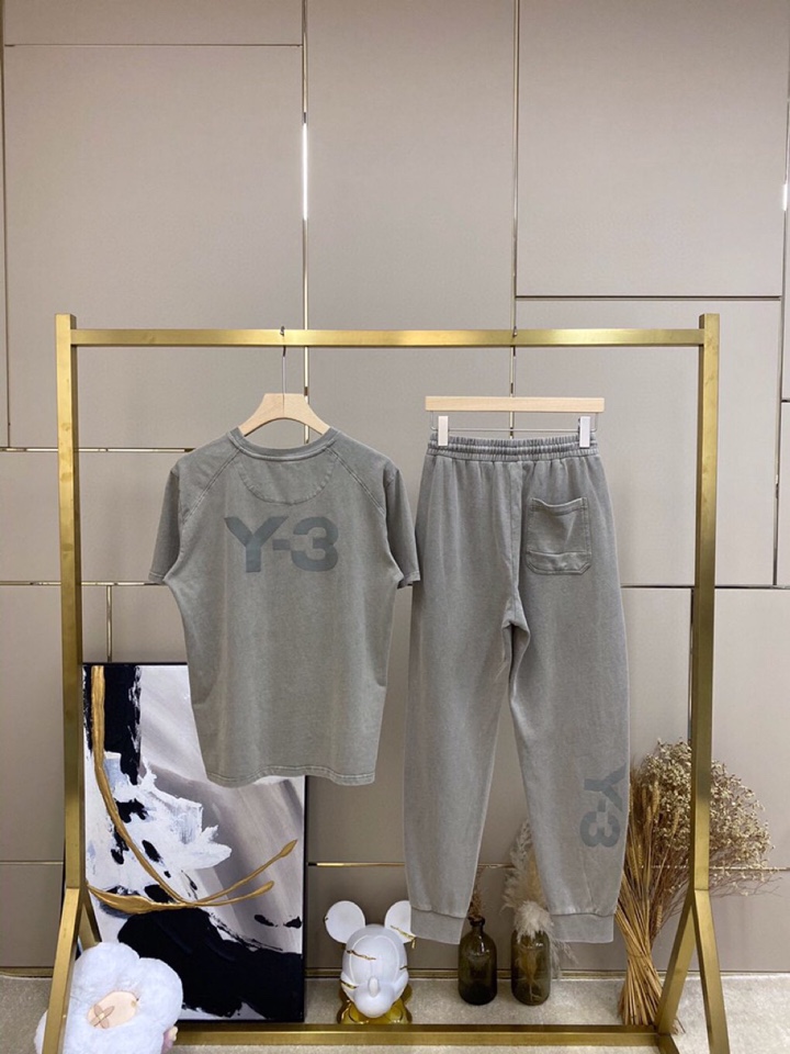 Y-3 山本耀司春夏/SS 主推仿旧水洗褪色短袖圆领T恤套装，定制贵柜品质巴黎百分棉260克长绒棉面料，
