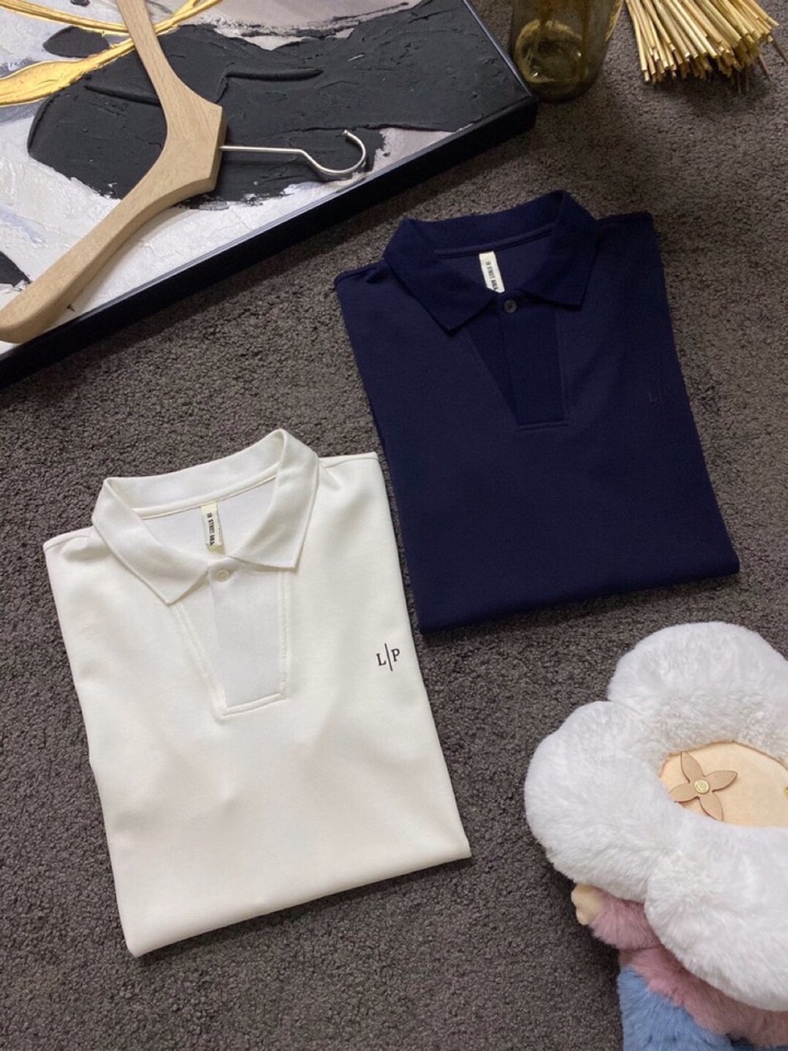 Loro Piana 诺悠翩雅L/SS最新莱赛尔天丝短袖翻领T恤Polo衫，这款短袖T恤以意大利古里亚海