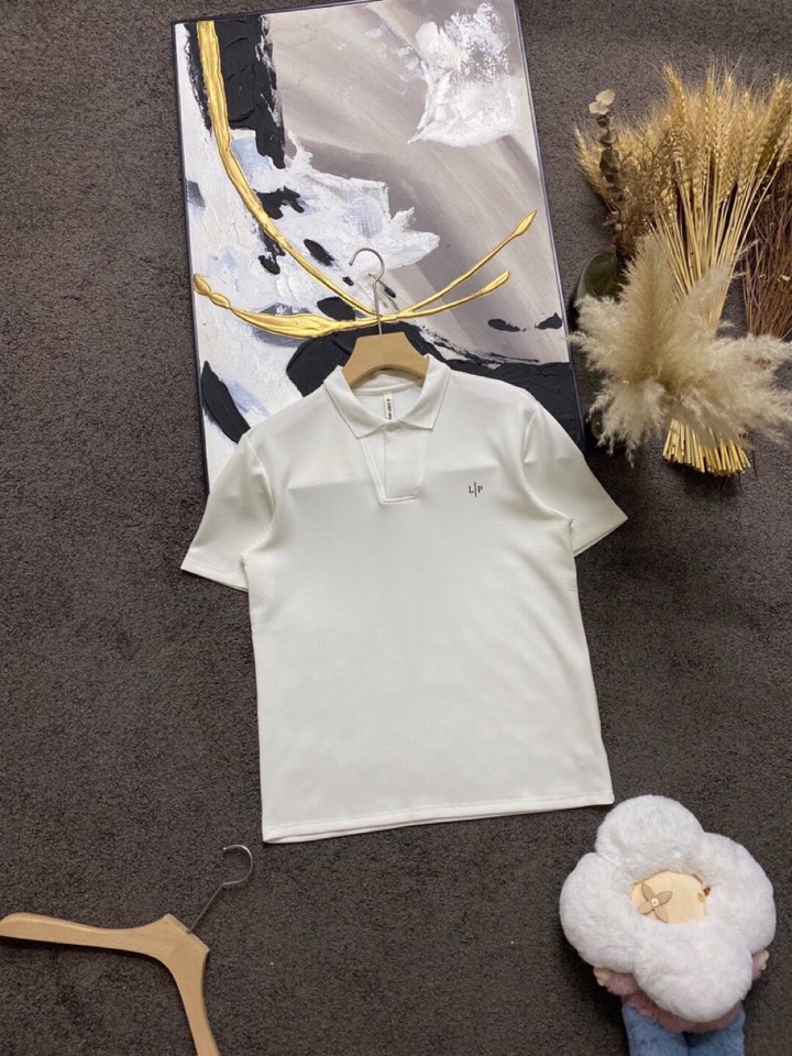 Loro Piana 诺悠翩雅L/SS最新莱赛尔天丝短袖翻领T恤Polo衫，这款短袖T恤以意大利古里亚海