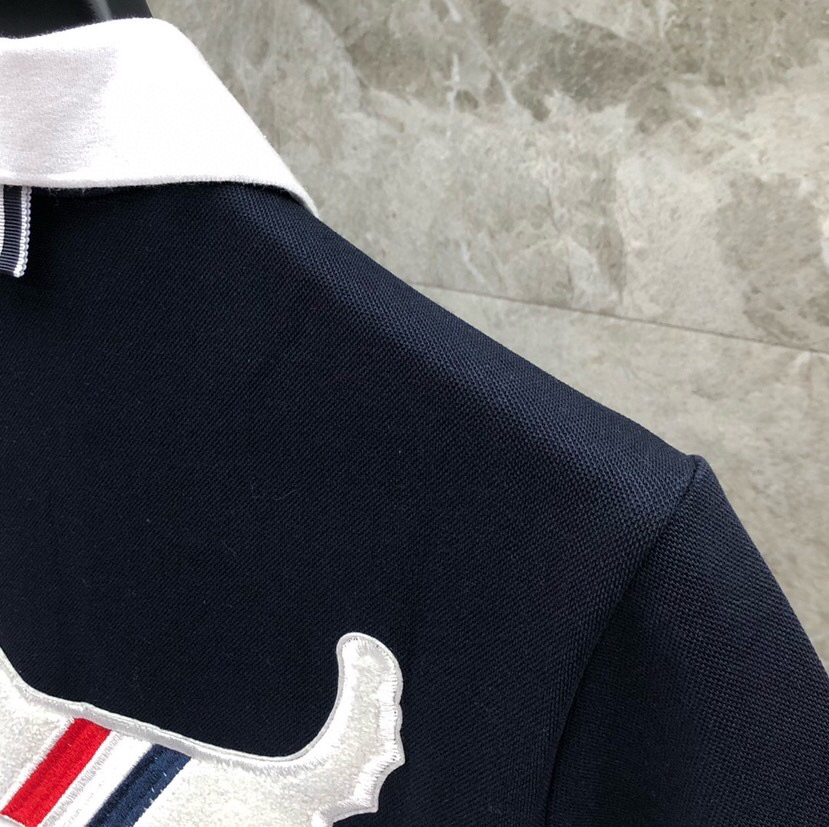 THOM BROWNE 汤姆布朗 TB🌺女款后背刺绣小狗POLO长裙 \n码数：0-2 颜色：灰色、藏青