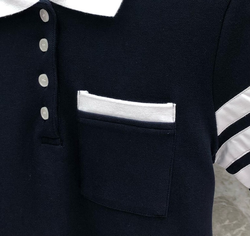 THOM BROWNE 汤姆布朗 TB🌺女款后背刺绣小狗POLO长裙 \n码数：0-2 颜色：灰色、藏青