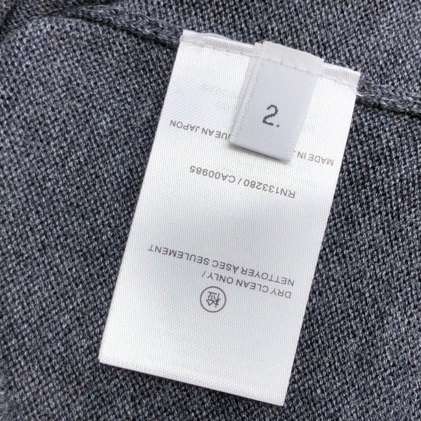 THOM BROWNE 汤姆布朗 TB袖口四杠开衫毛衣，男女同款情侣款\n码数：1-4 颜色：浅灰、深灰