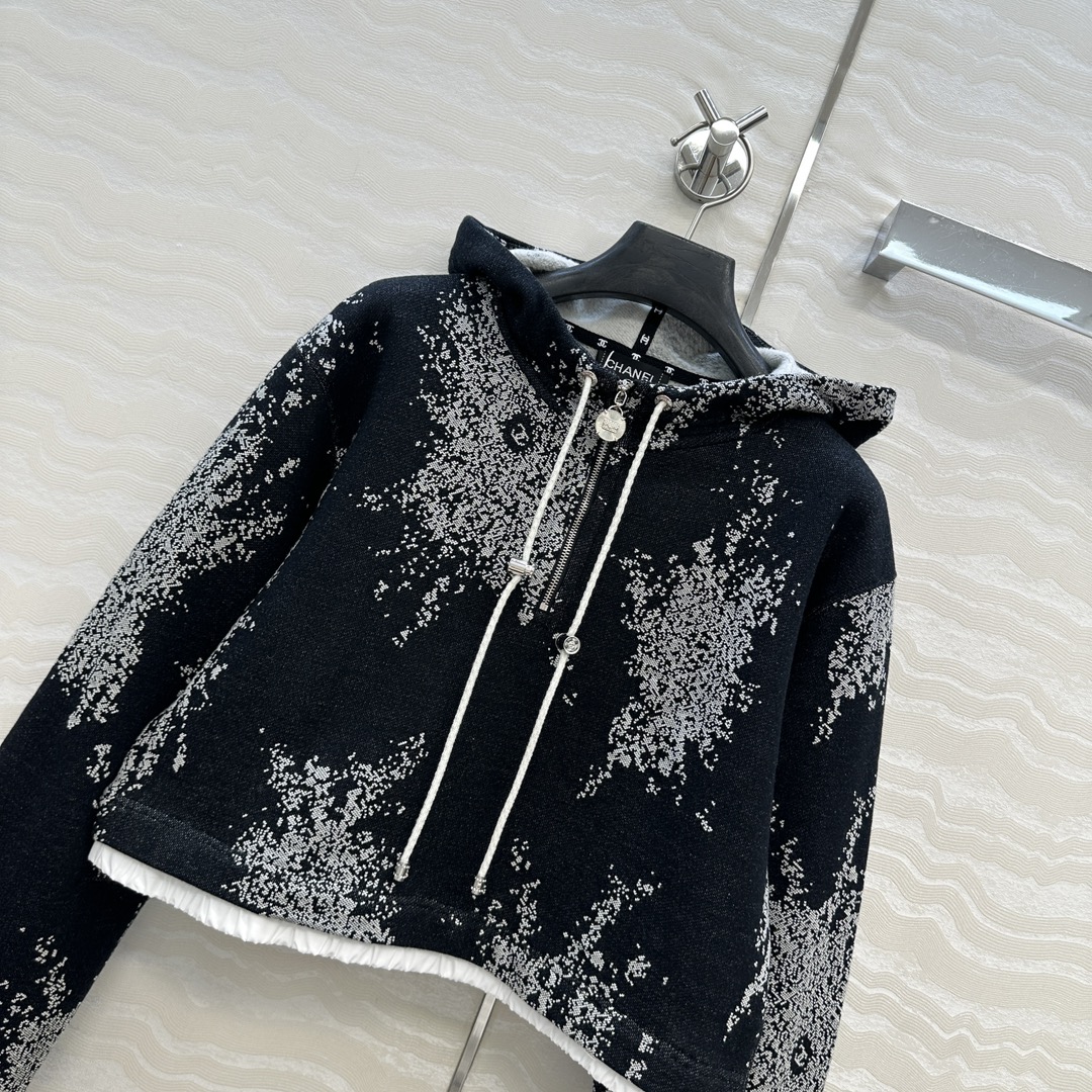 Coco Girls' Black Cotton Blend Cropped Hoodie with Decorative Detailing 3 i1756318336 446 1