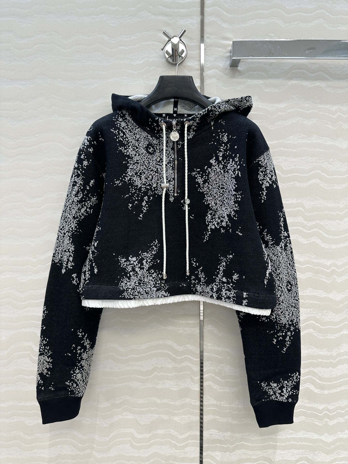 Coco Girls' Black Cotton Blend Cropped Hoodie with Decorative Detailing 2 i1756318336 9140 0