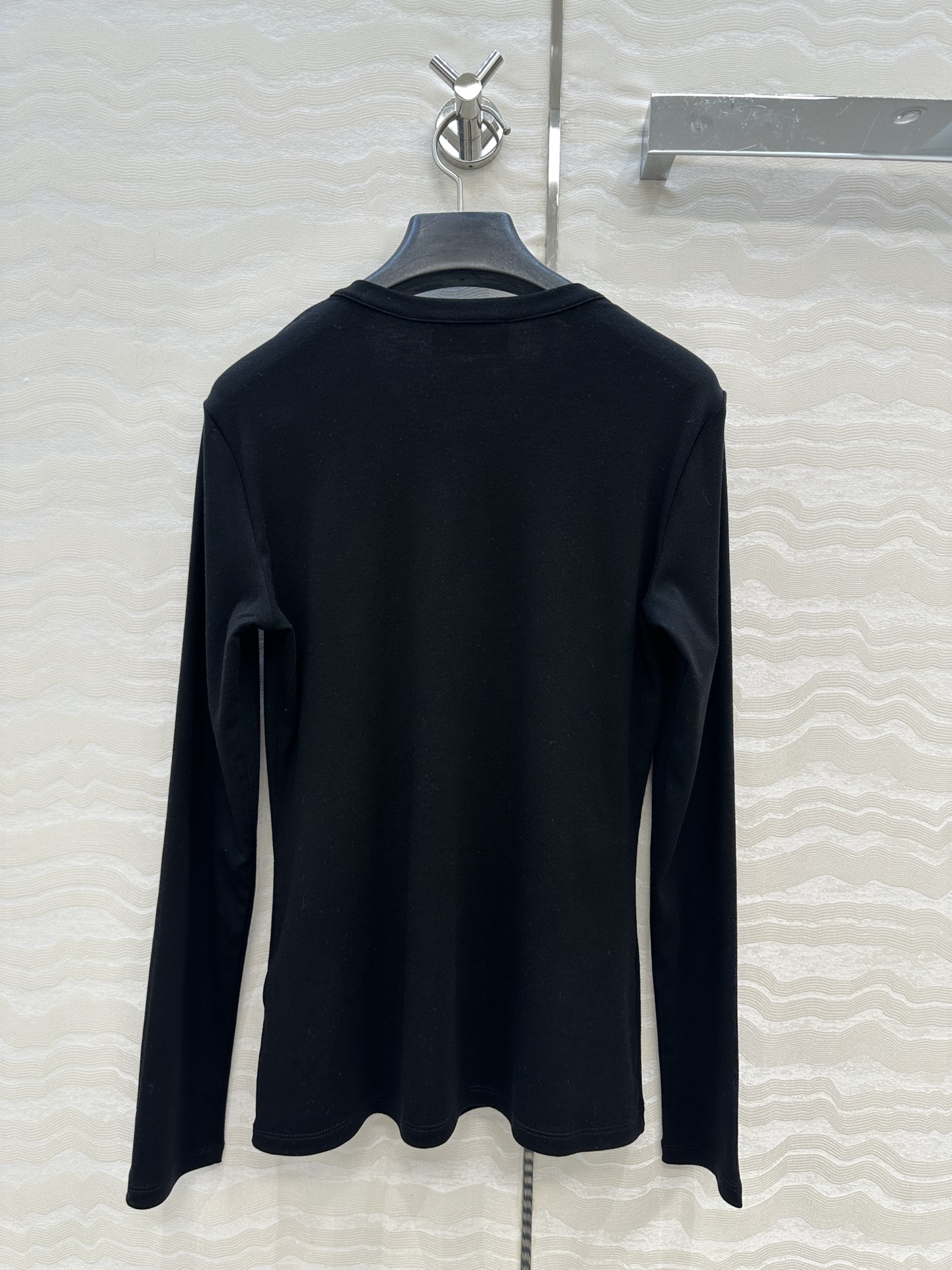 独家首发❤️原单品质，Row风纸片人穿搭！亨利领进口天丝羊毛打底衫！定制深海灰贝壳扣。超级显瘦神器！极简