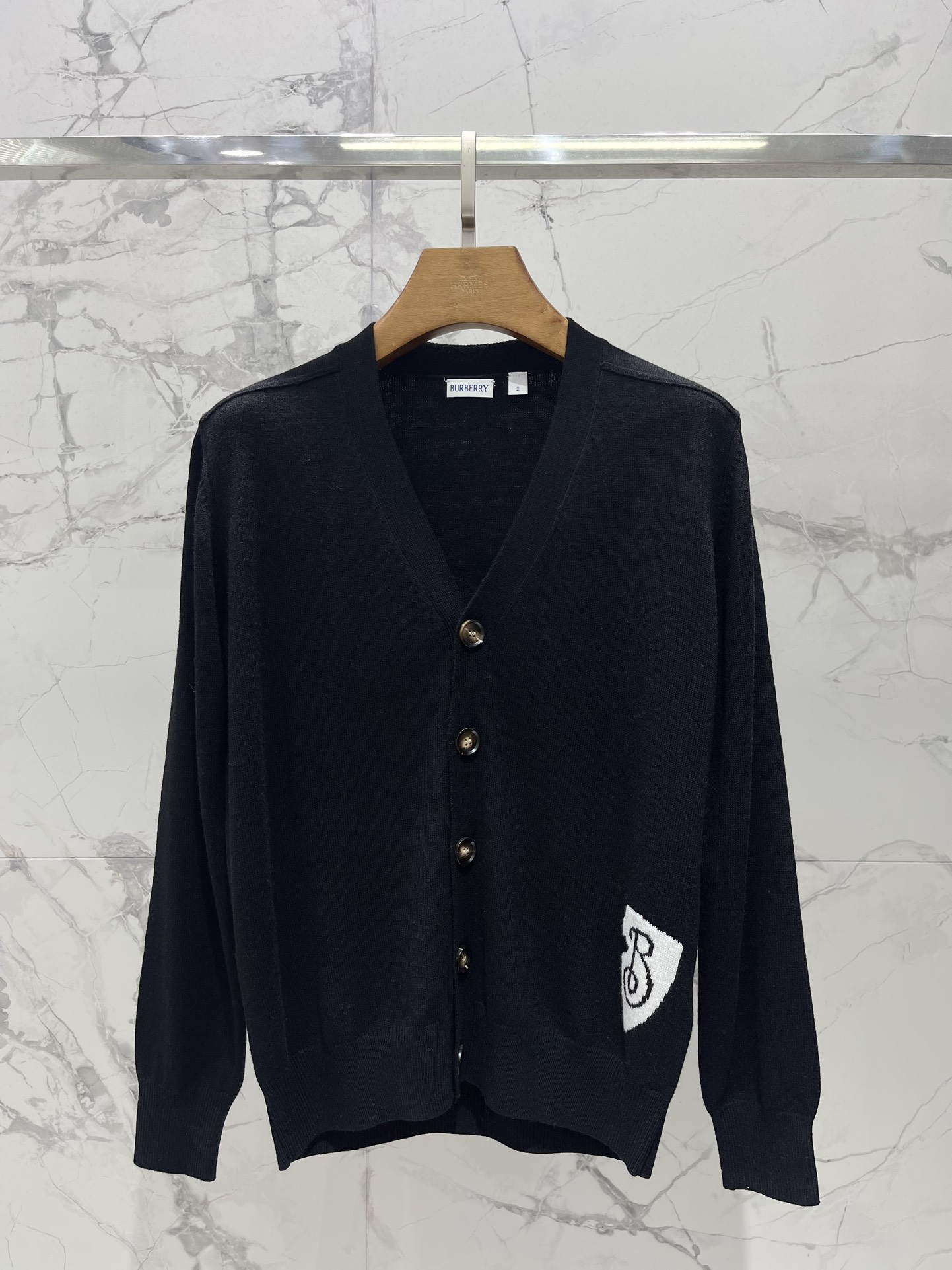Burberry V-Neck Knit Cardigan - Business Casual Style, Unisex Design 2 i1756347601 3544 0