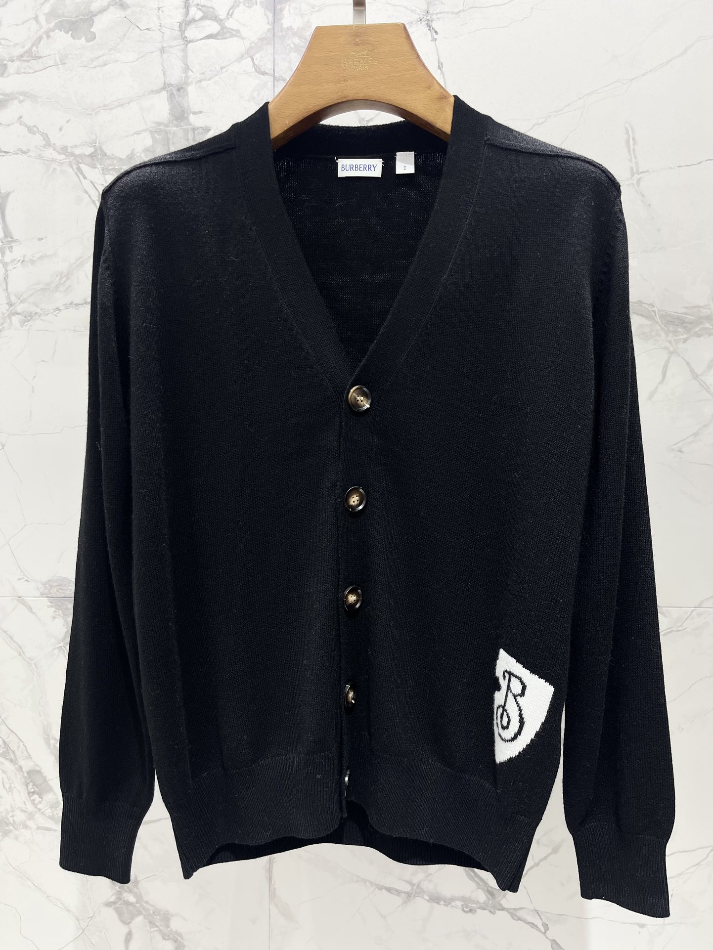 Burberry V-Neck Knit Cardigan - Business Casual Style, Unisex Design 3 i1756347601 492 1