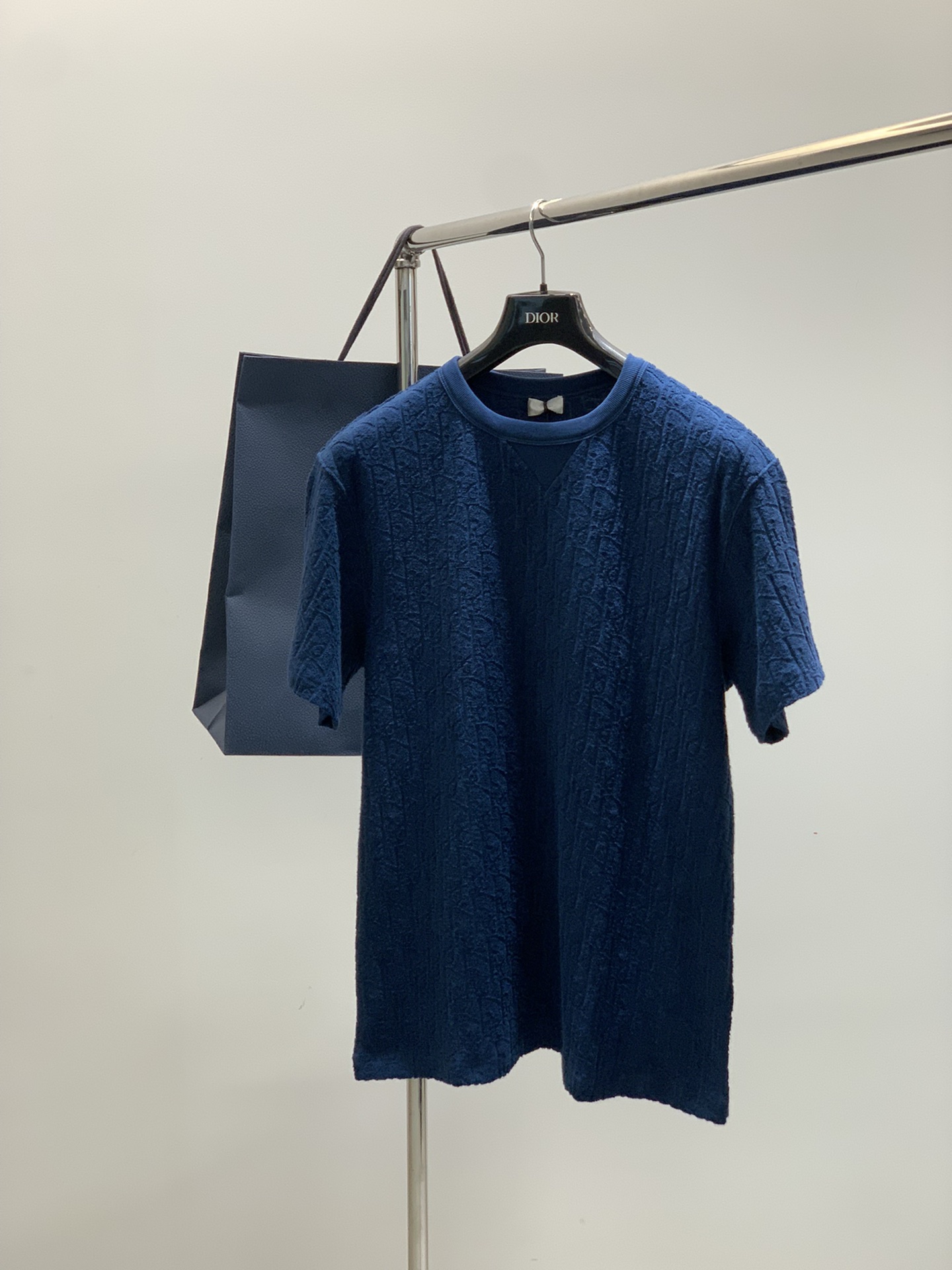 ，Dior 迪奥， 2025夏季新品，专柜同步有售，简约时尚休闲圆领短袖T恤，原版进口面料，舒适透气，顶