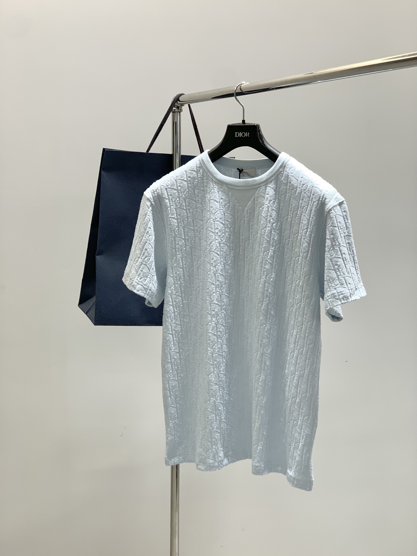 ，Dior 迪奥， 2025夏季新品，专柜同步有售，简约时尚休闲圆领短袖T恤，原版进口面料，舒适透气，顶