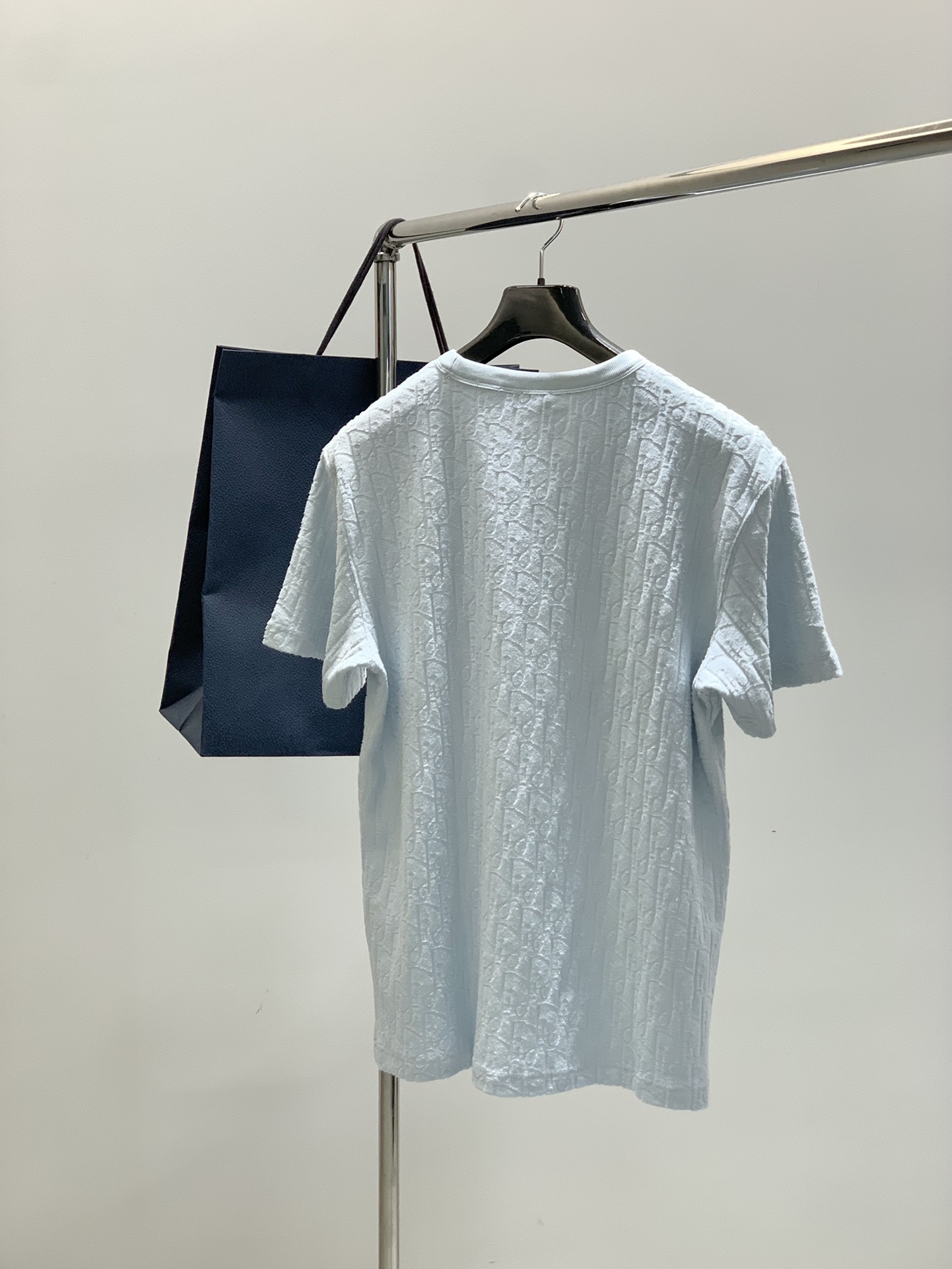 ，Dior 迪奥， 2025夏季新品，专柜同步有售，简约时尚休闲圆领短袖T恤，原版进口面料，舒适透气，顶