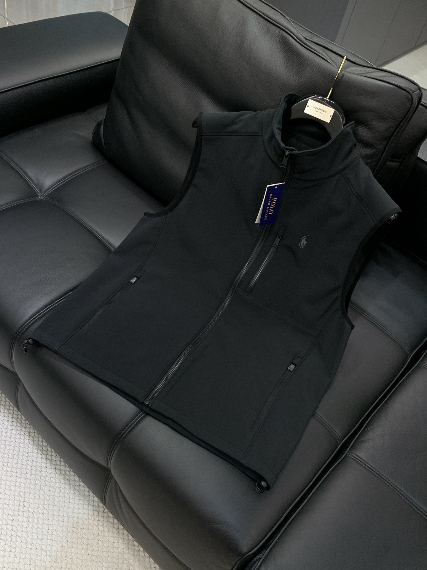 ，POLO， 2025秋冬新品，专柜同步有售，简约时尚休闲➕绒马甲，原版进口面料，舒适透气，顶级刺绣🪡工