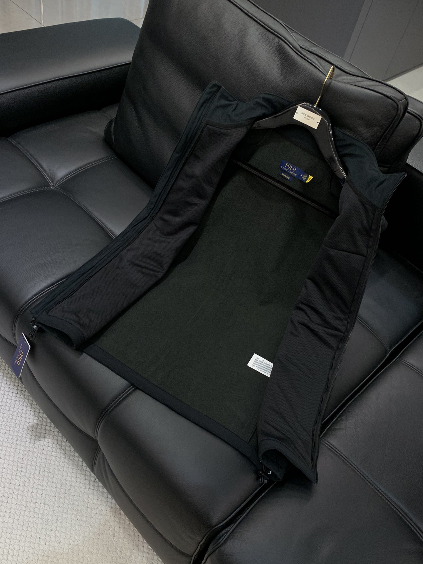 ，POLO， 2025秋冬新品，专柜同步有售，简约时尚休闲➕绒马甲，原版进口面料，舒适透气，顶级刺绣🪡工