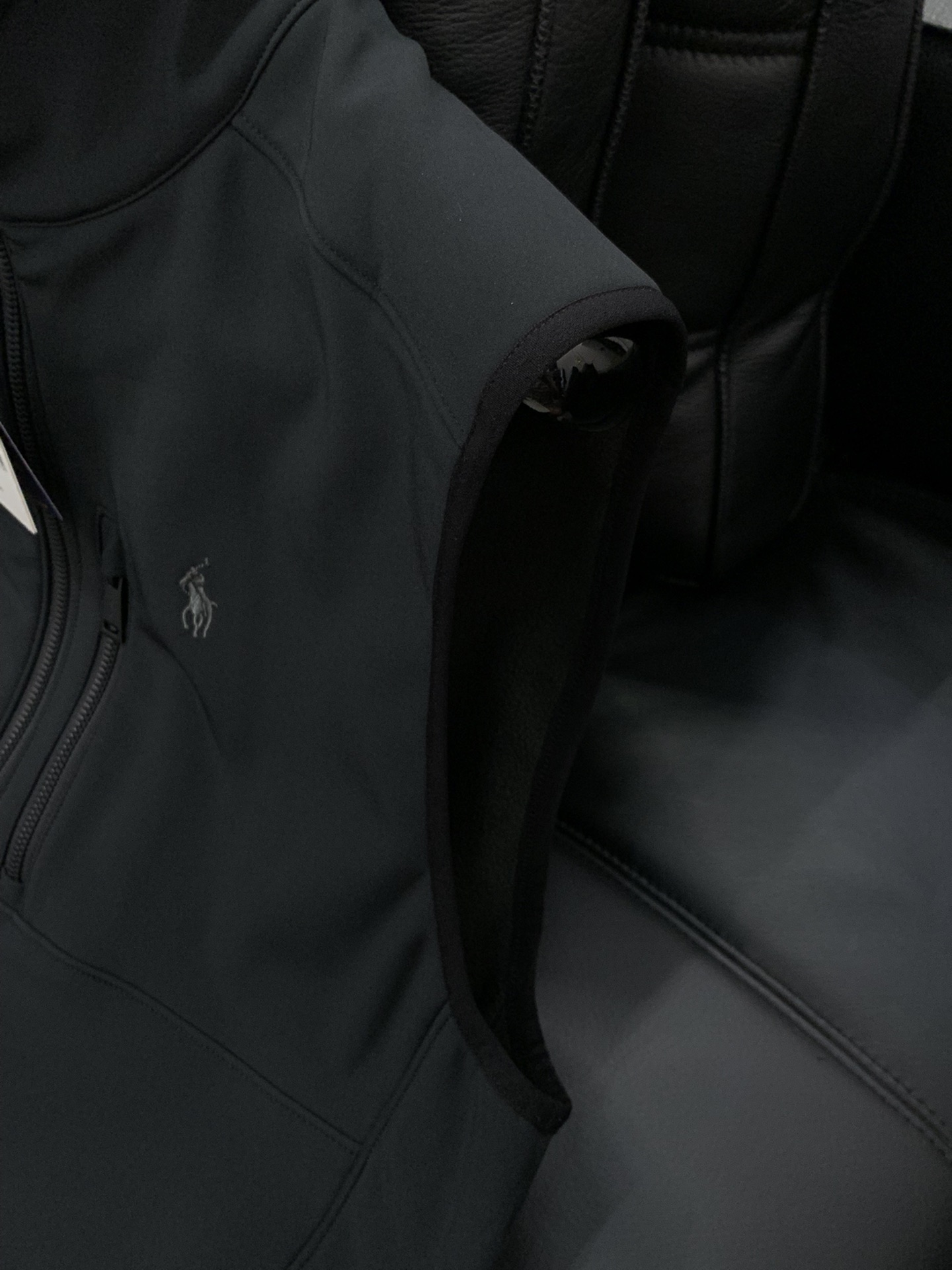 ，POLO， 2025秋冬新品，专柜同步有售，简约时尚休闲➕绒马甲，原版进口面料，舒适透气，顶级刺绣🪡工