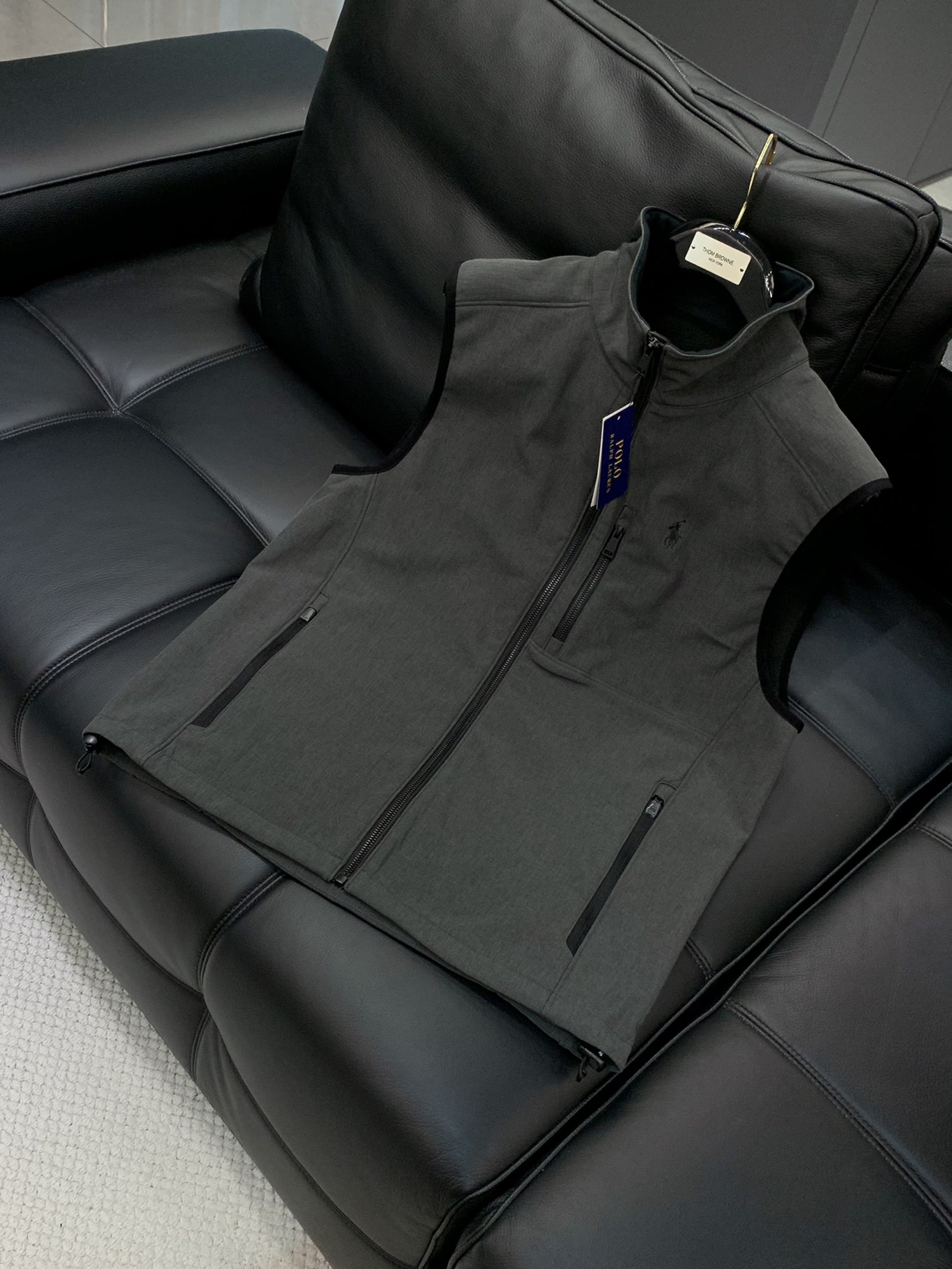 ，POLO， 2025秋冬新品，专柜同步有售，简约时尚休闲➕绒马甲，原版进口面料，舒适透气，顶级刺绣🪡工