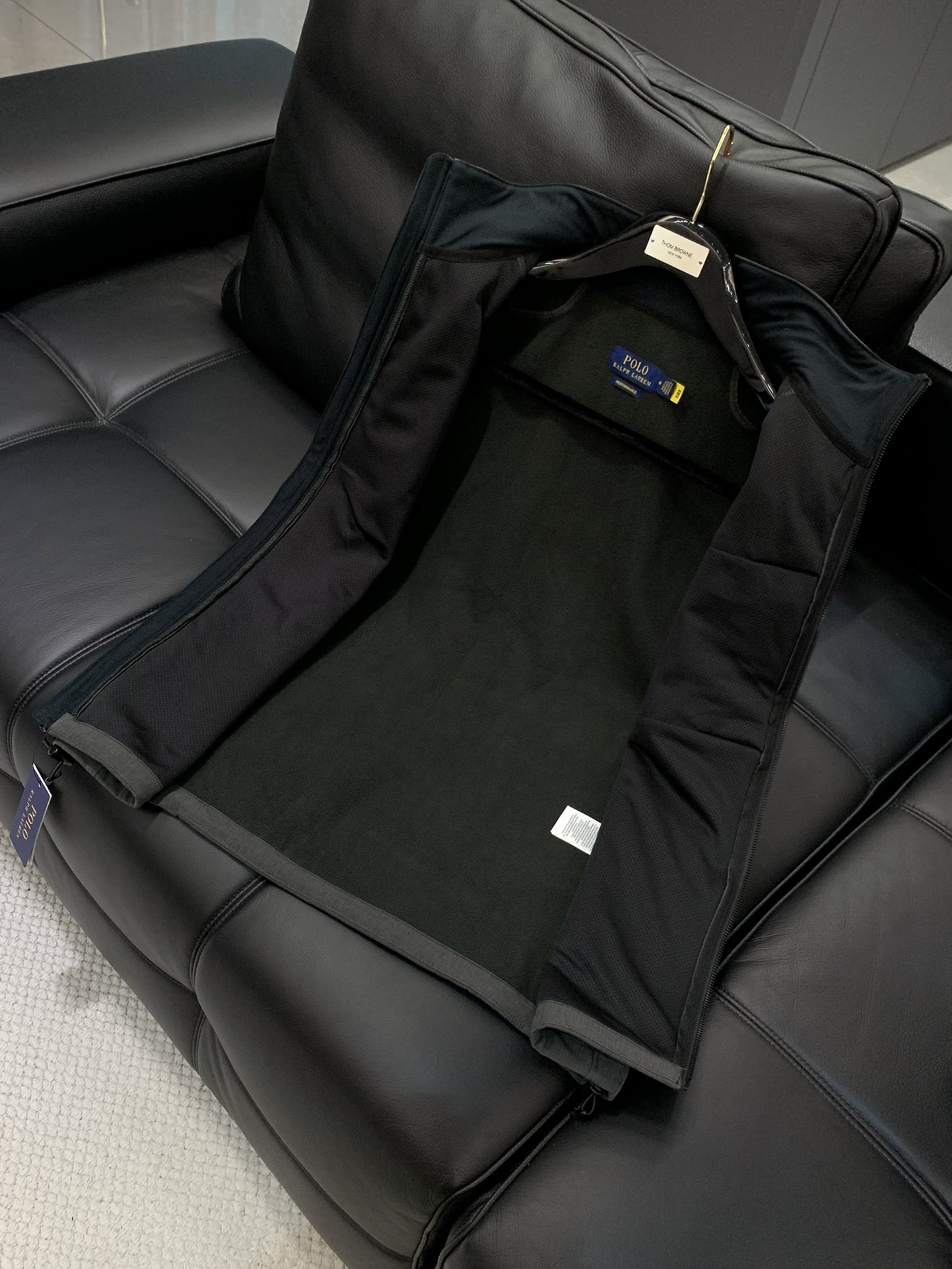 ，POLO， 2025秋冬新品，专柜同步有售，简约时尚休闲➕绒马甲，原版进口面料，舒适透气，顶级刺绣🪡工
