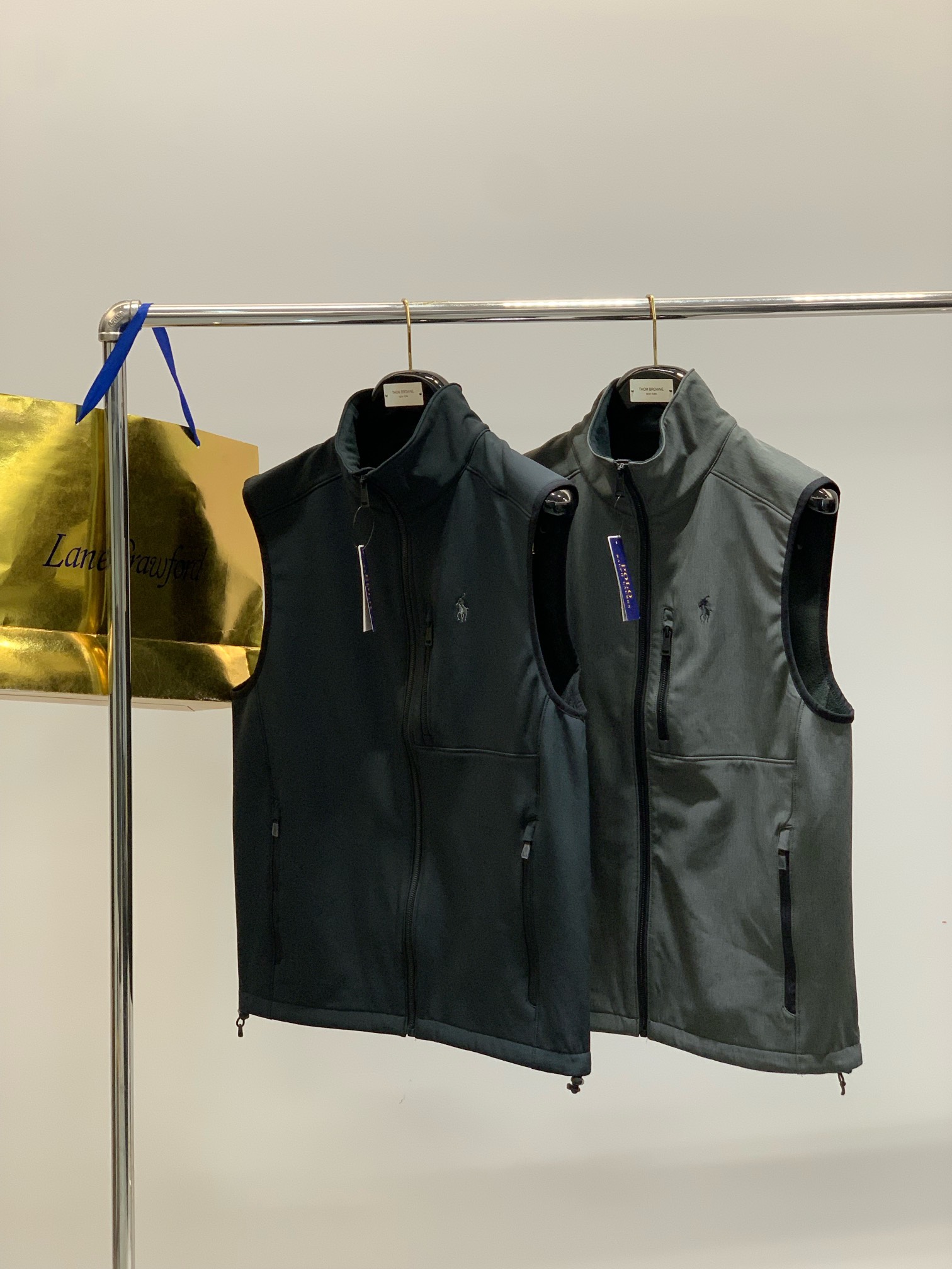 ，POLO， 2025秋冬新品，专柜同步有售，简约时尚休闲➕绒马甲，原版进口面料，舒适透气，顶级刺绣🪡工