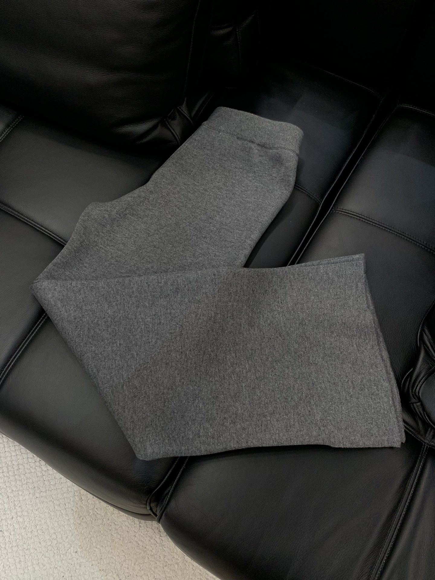 ，Dior 迪奥， 2025秋季新品，专柜同步有售，简约时尚针织休闲裤，原版进口面料，舒适透气，顶级针织