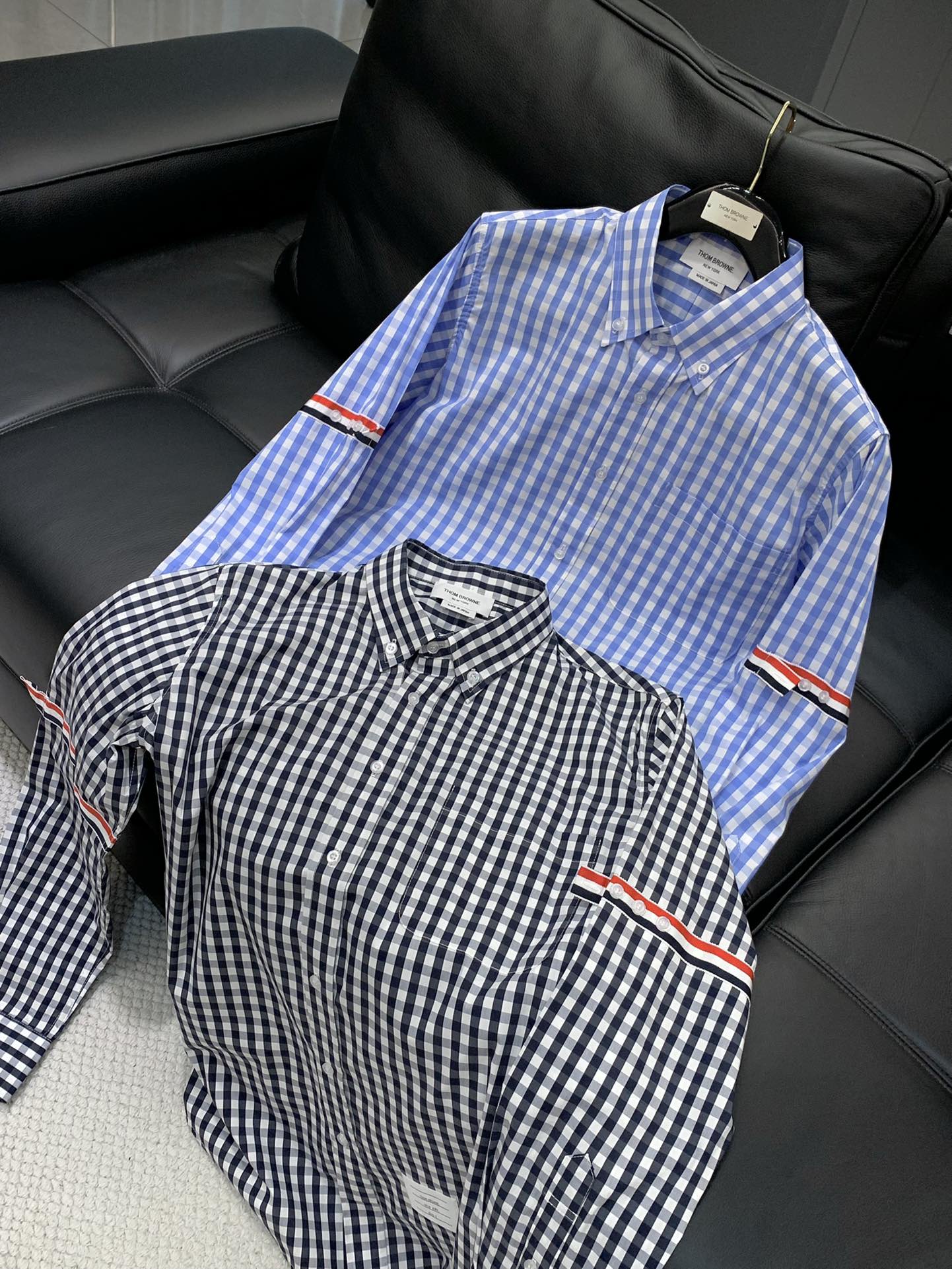 ，Thom Browne 汤姆·布朗 ，2025秋季最新品，时尚休闲长袖衬衫，专柜同步有售，原单狠货，采