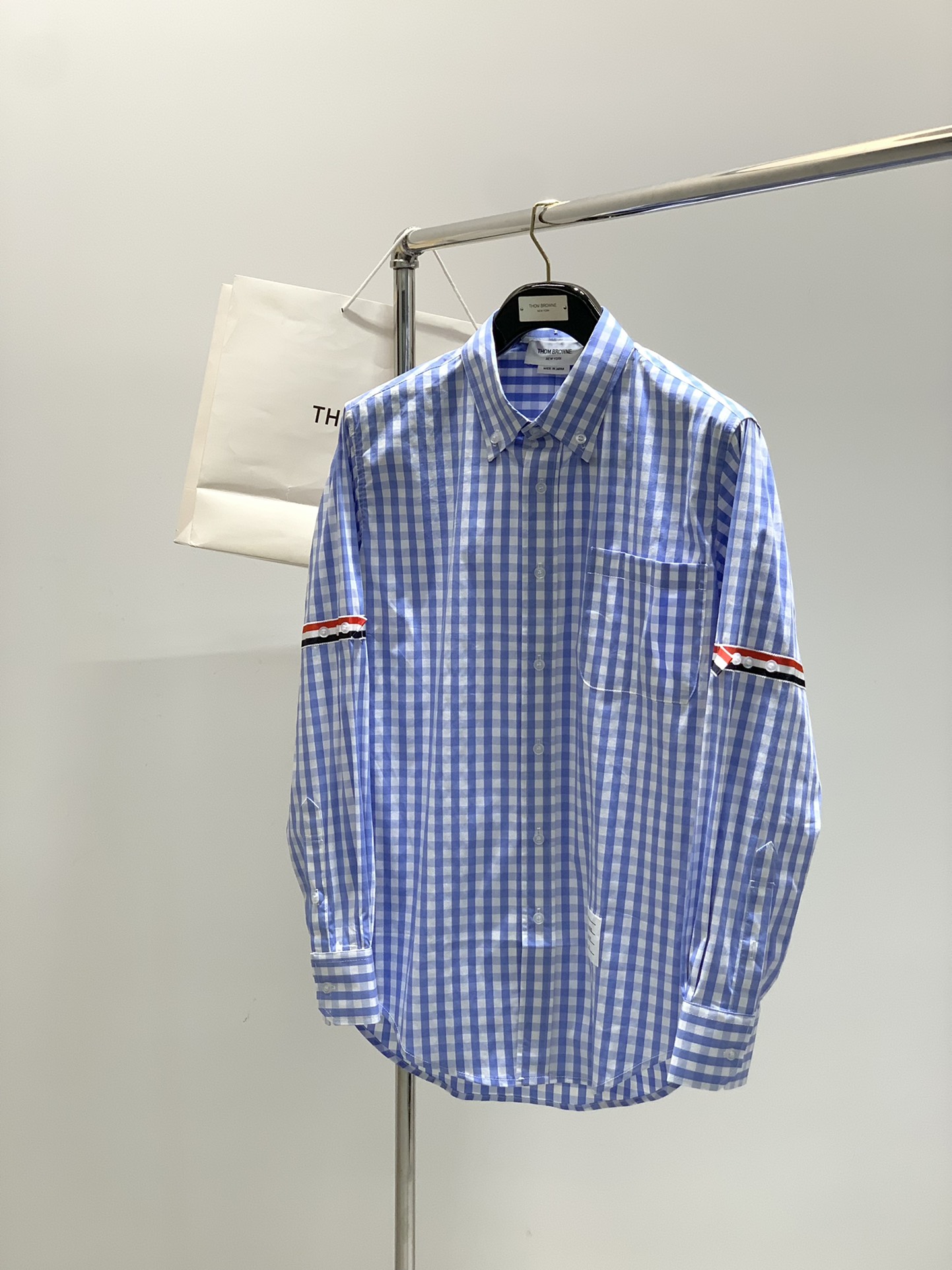 ，Thom Browne 汤姆·布朗 ，2025秋季最新品，时尚休闲长袖衬衫，专柜同步有售，原单狠货，采