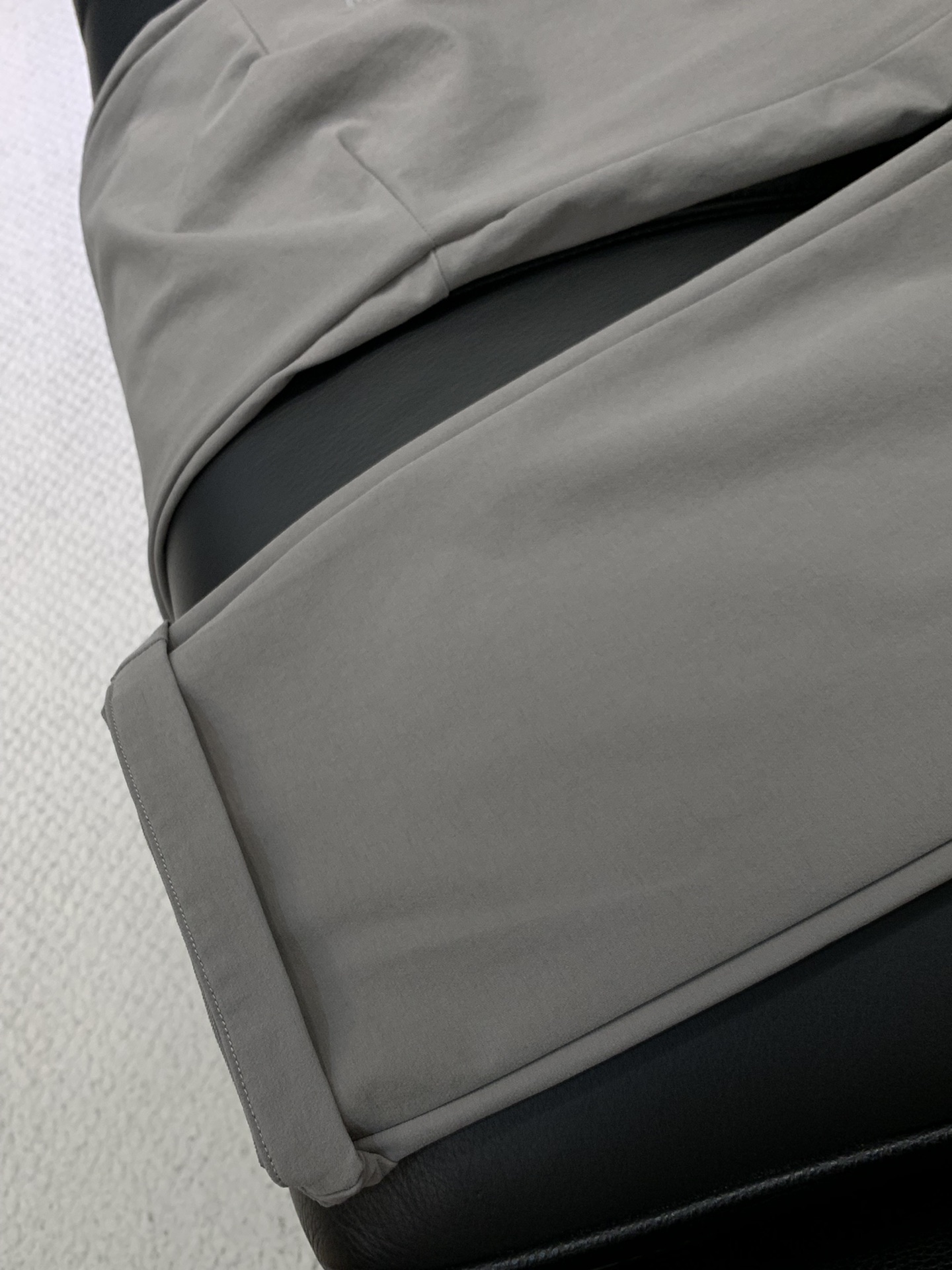 ，ARCTERYX 始祖鸟，2025夏秋新品，时尚休闲裤，专柜同步有售，原单狠货，采用进口原版面料，顶级