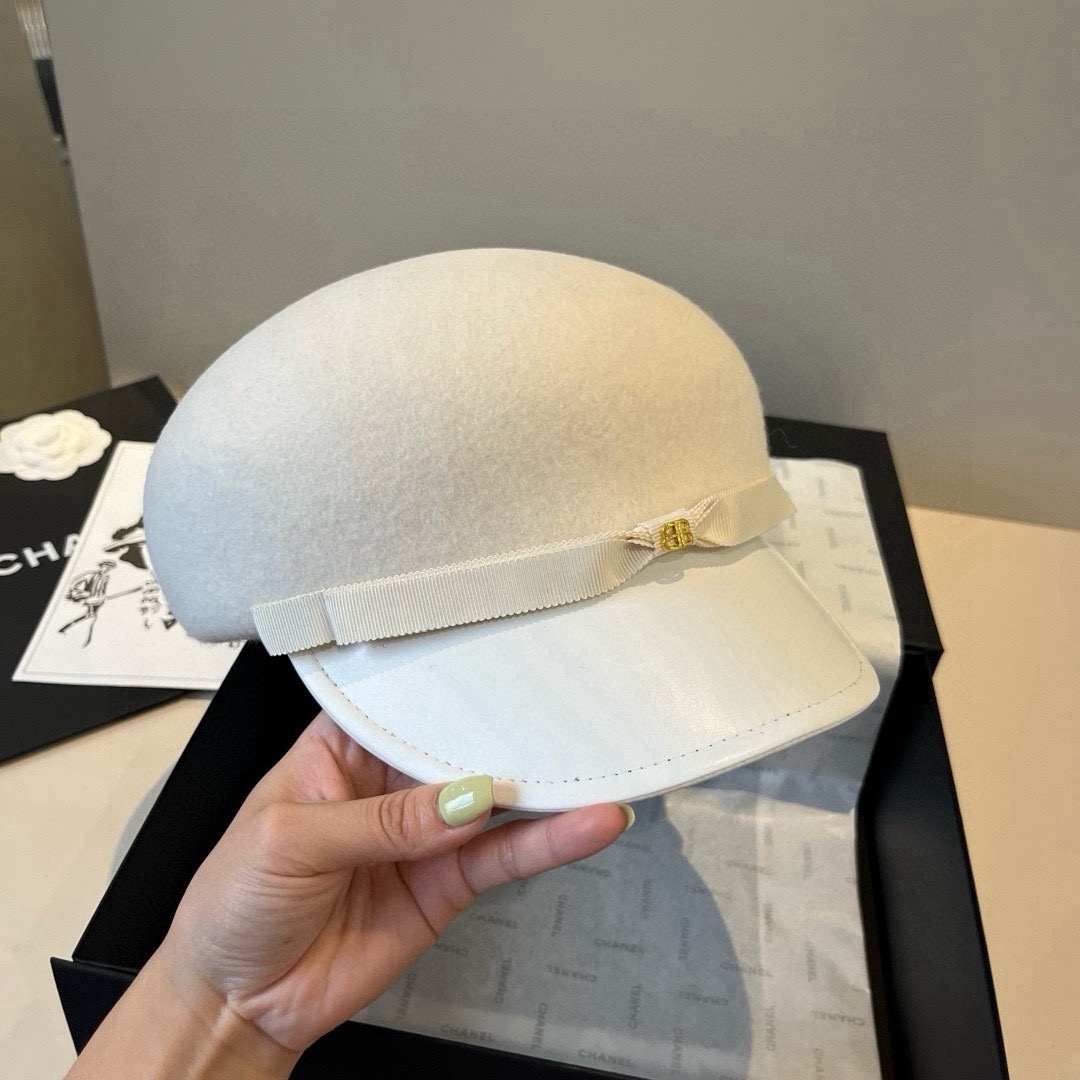 NO:364016,White Balenciaga new baseball military cap, 100% wool head circumference 57cm adjustable hat Fisherman hat Baseball hat Knit hat, hat, balenciaga, espadrilles, hats白色 巴黎世家新款鸭舌军帽,百分百羊毛头围57cm 可调节帽子渔夫帽棒球帽针织帽,帽子,balenciaga,espadrilles,hats,hat
