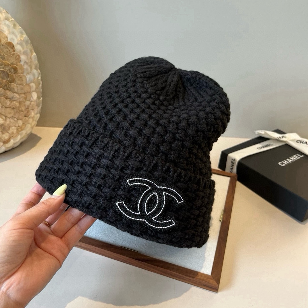 NO:364063,Chanel Chanel knitted wool hat hat fisherman hat baseball hat knit hat, hat, chanel, chanel, espadrilles, hatsChanel香奈儿针织毛线帽帽子渔夫帽棒球帽针织帽,帽子,chanel,chanel,espadrilles,hats,hat