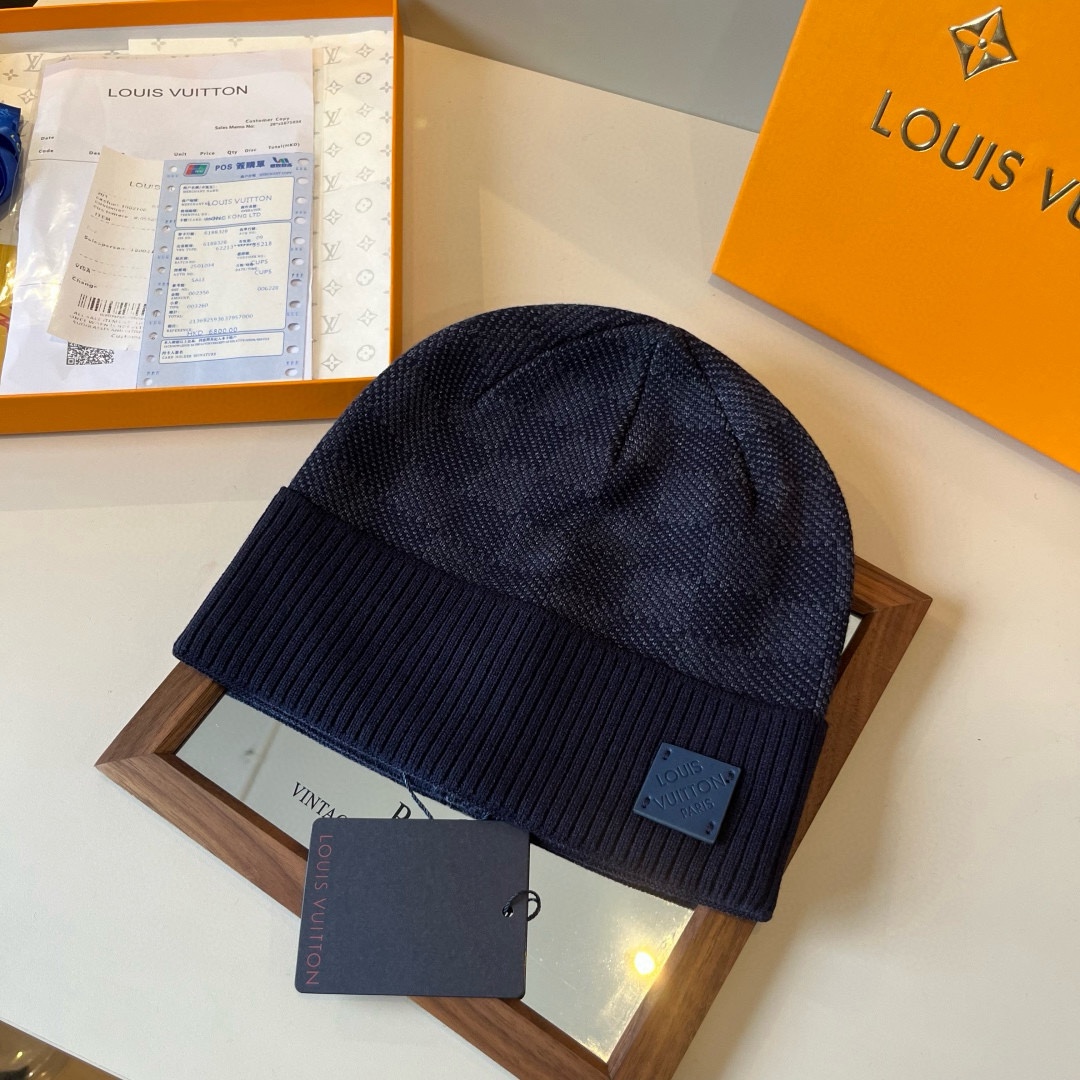 NO:364040,LV checkerboard men's woolen hat, fisherman hat, baseball hat, knit hat, hat, louis vuitton, espadrilles,hatsLV棋盘格男款毛线帽帽子渔夫帽棒球帽针织帽,帽子,louis vuitton,espadrilles,hats,hat