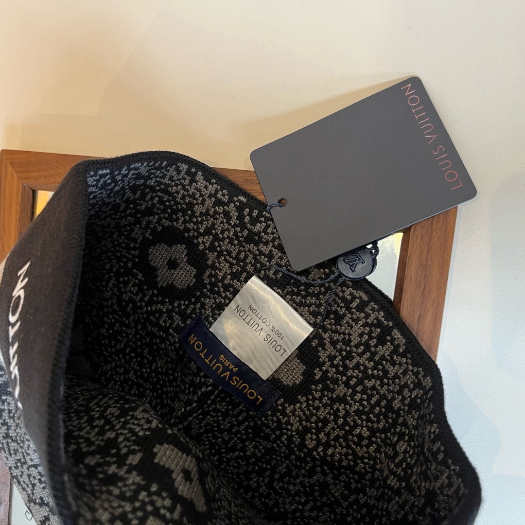 🆕

Lv路易威登专柜货，针织毛线帽，男女同款 正品开模