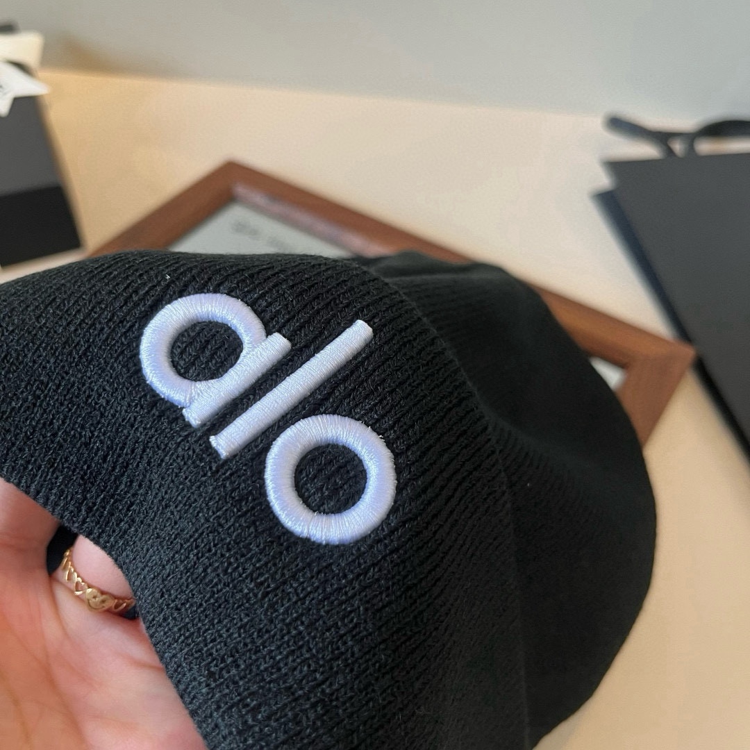 🆕

alo针织毛线帽